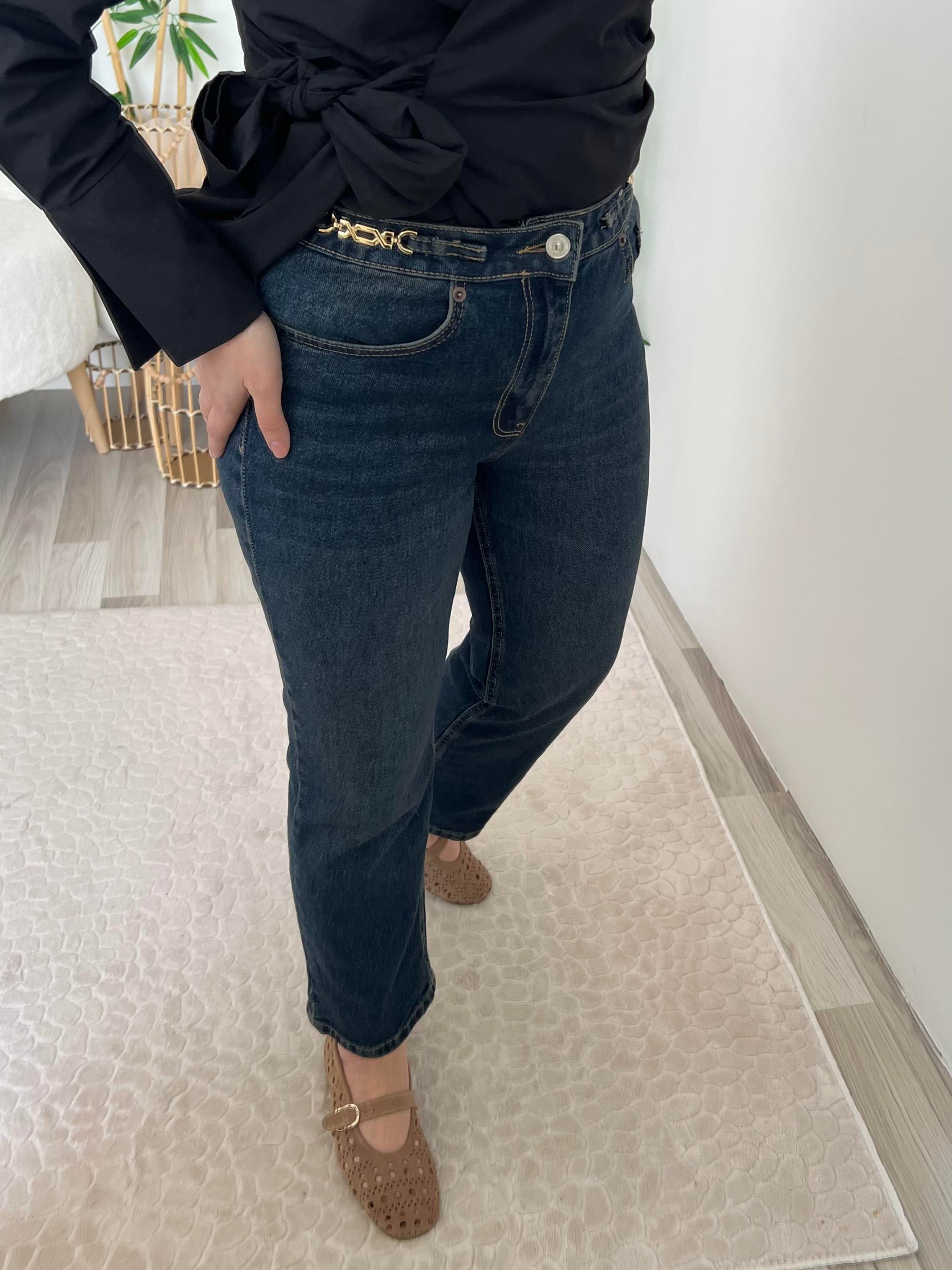 Beli Gold Zincir Detaylı Flare Jean Pantolon