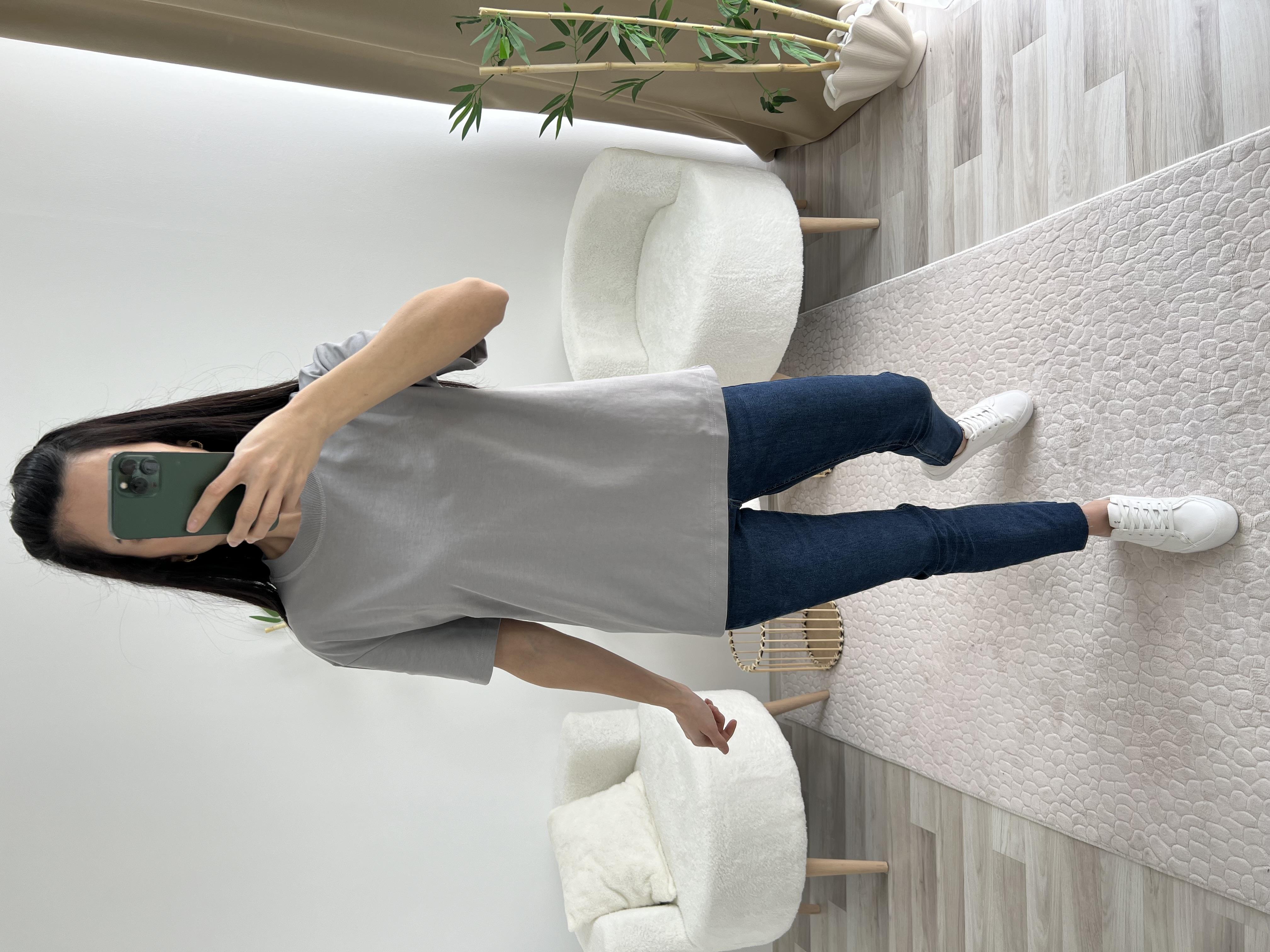 Dilvin Gri Dekoratif Yaka Tişört 