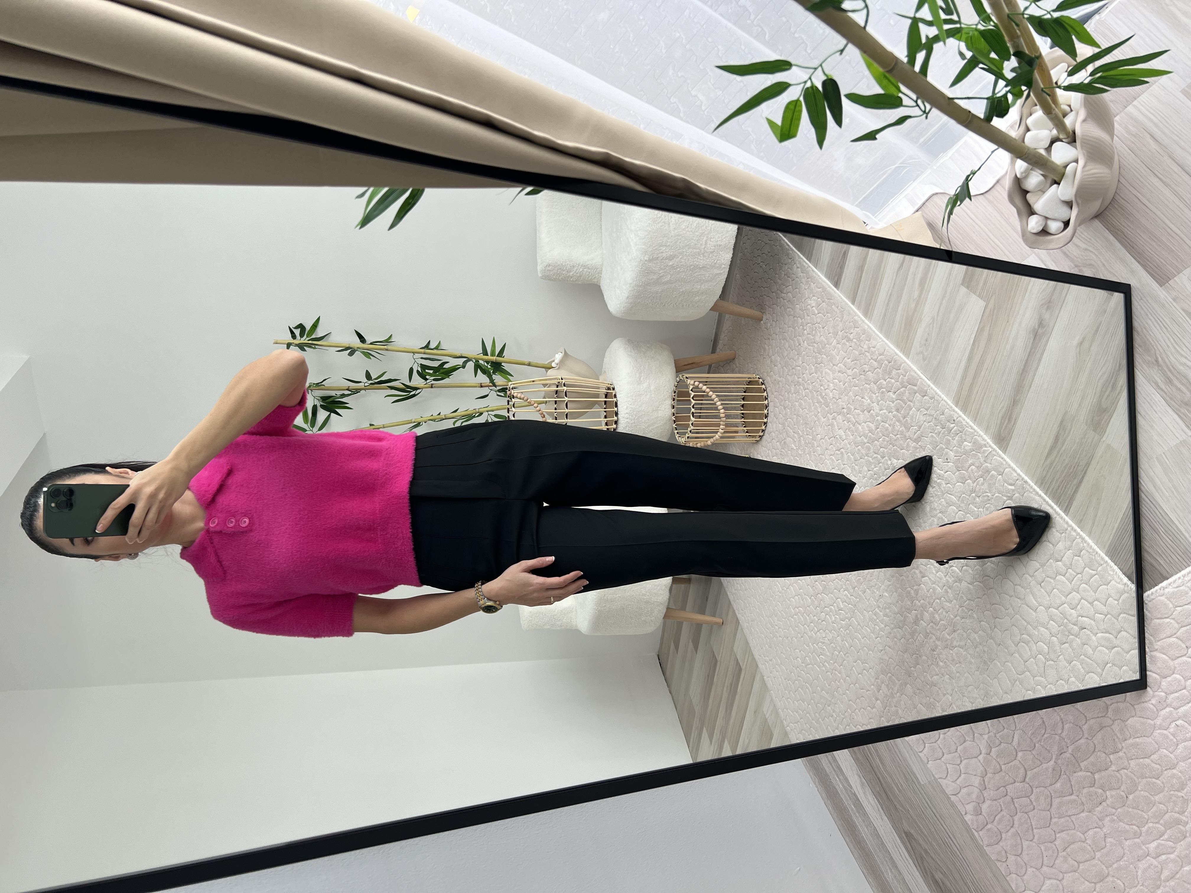 DİLVİN PEMBE POLO YAKA DOKULU BLUZ