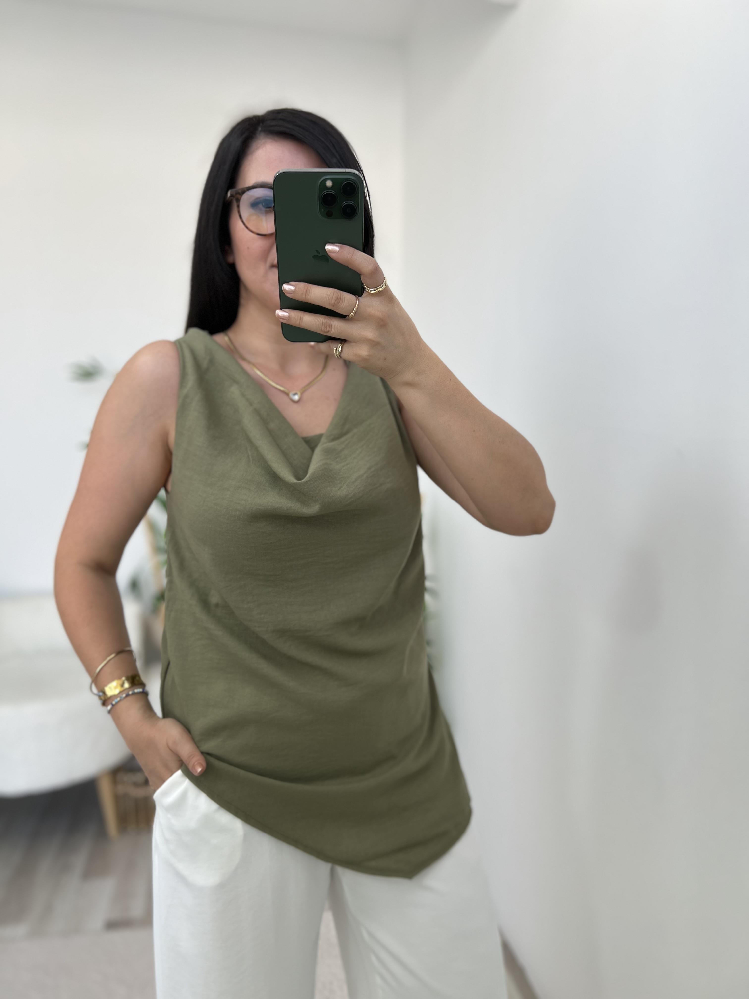 Haki Degaje Yaka Yandan Yırtmaçlı Bluz