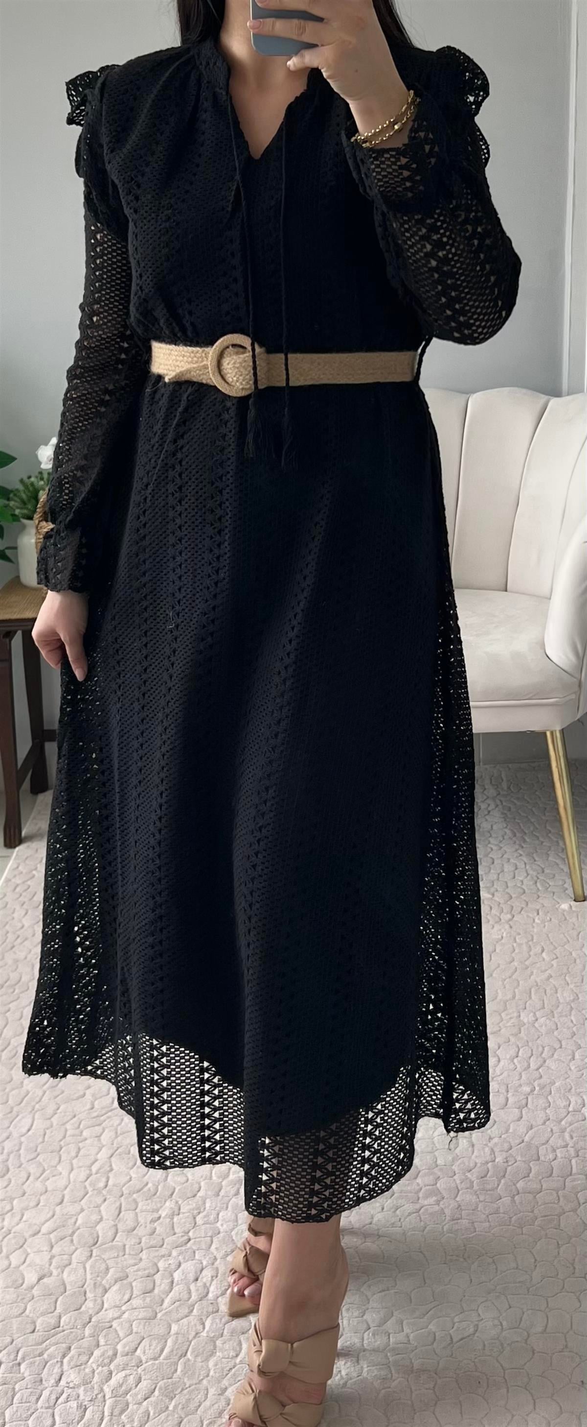 HASIR KEMERLİ SİYAH GÜPÜR ELBİSE