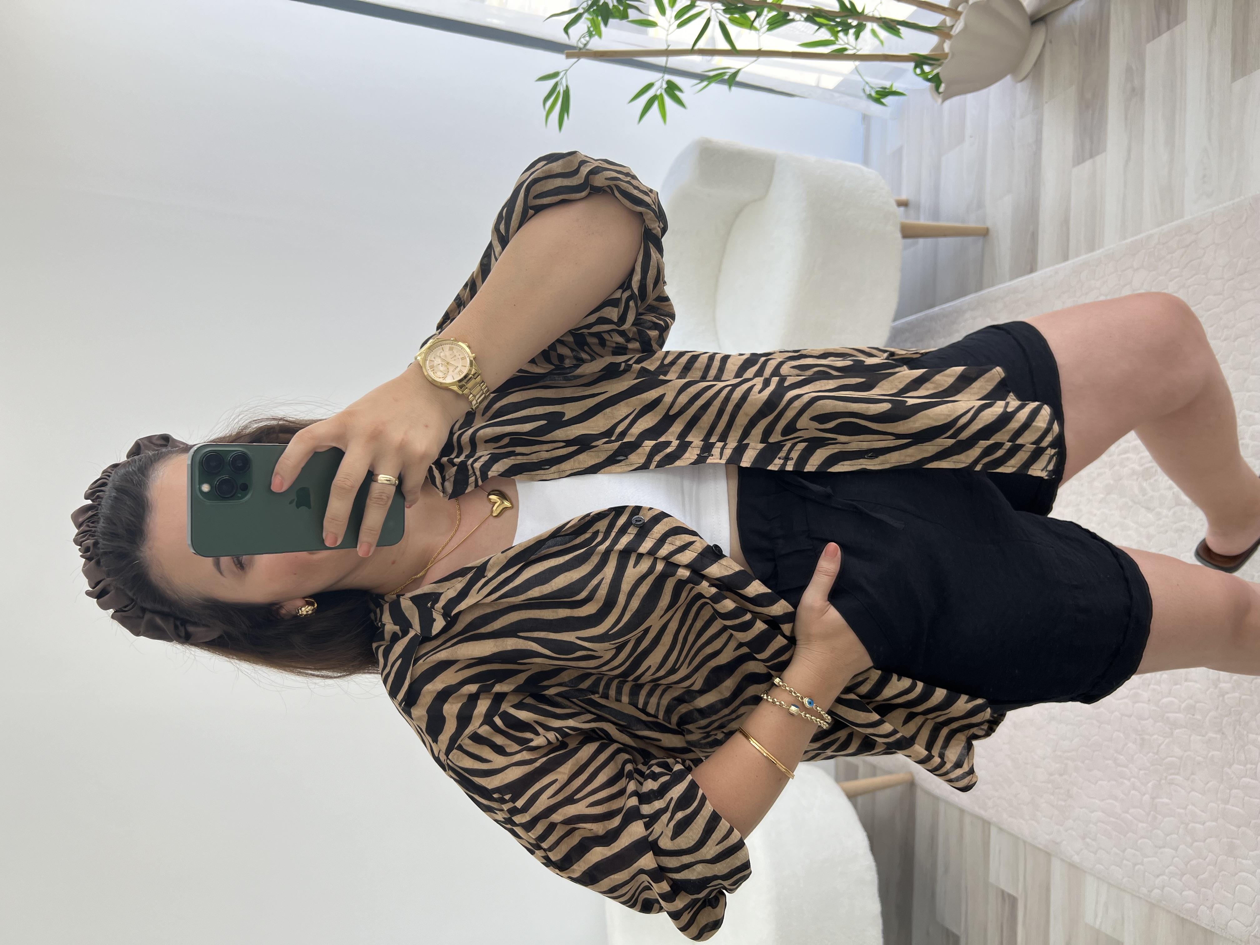 KAHVERENGİ ZEBRA DESENLİ GÖMLEK
