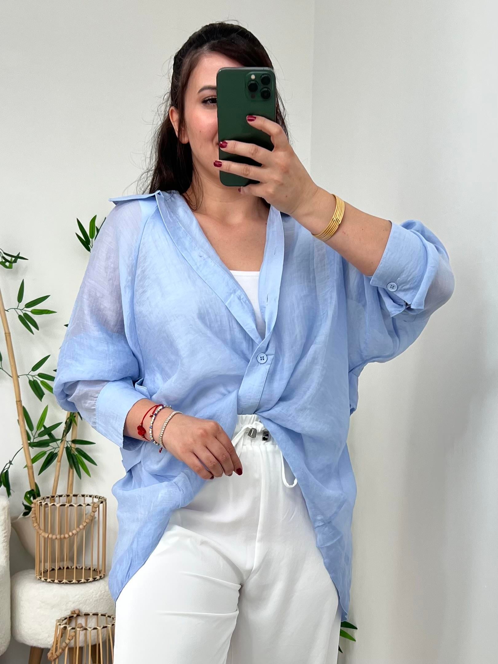 Mavi Arka Detaylı Gömlek