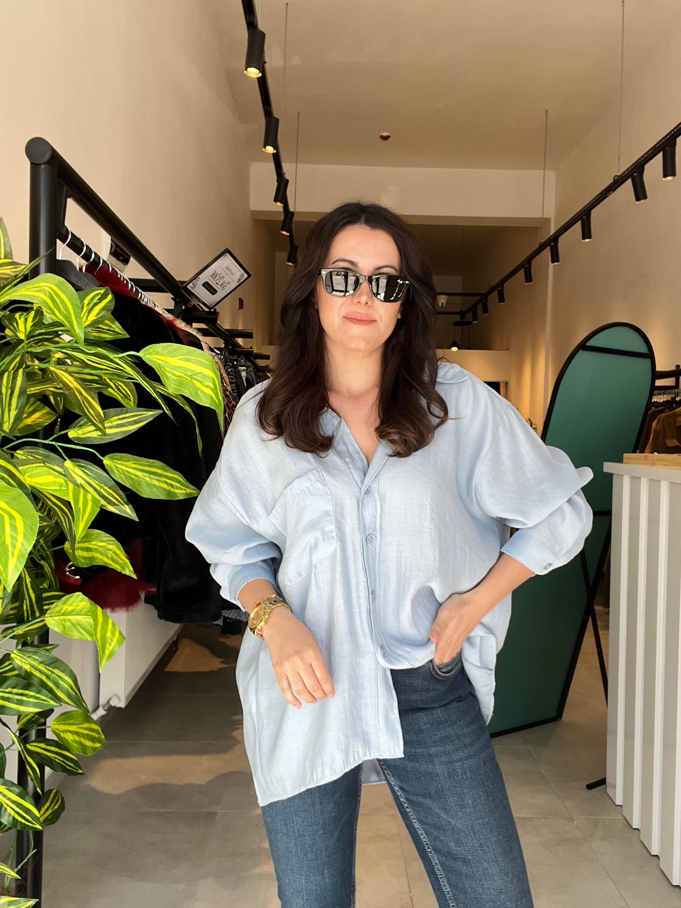 Mavi Tensel Kumaş Düşük Omuzlu Oversize Gömlek