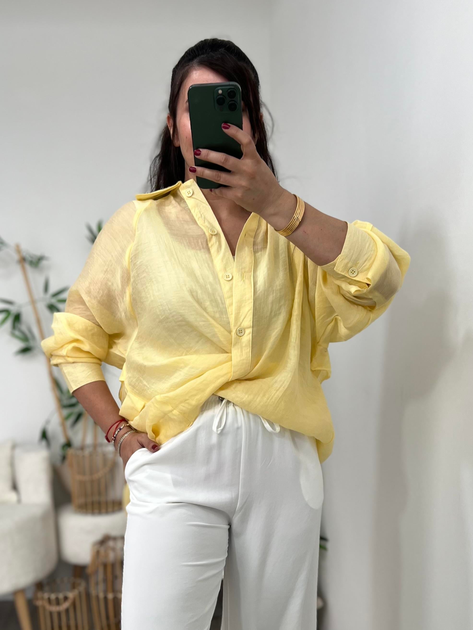 Sarı Arka Detaylı Gömlek