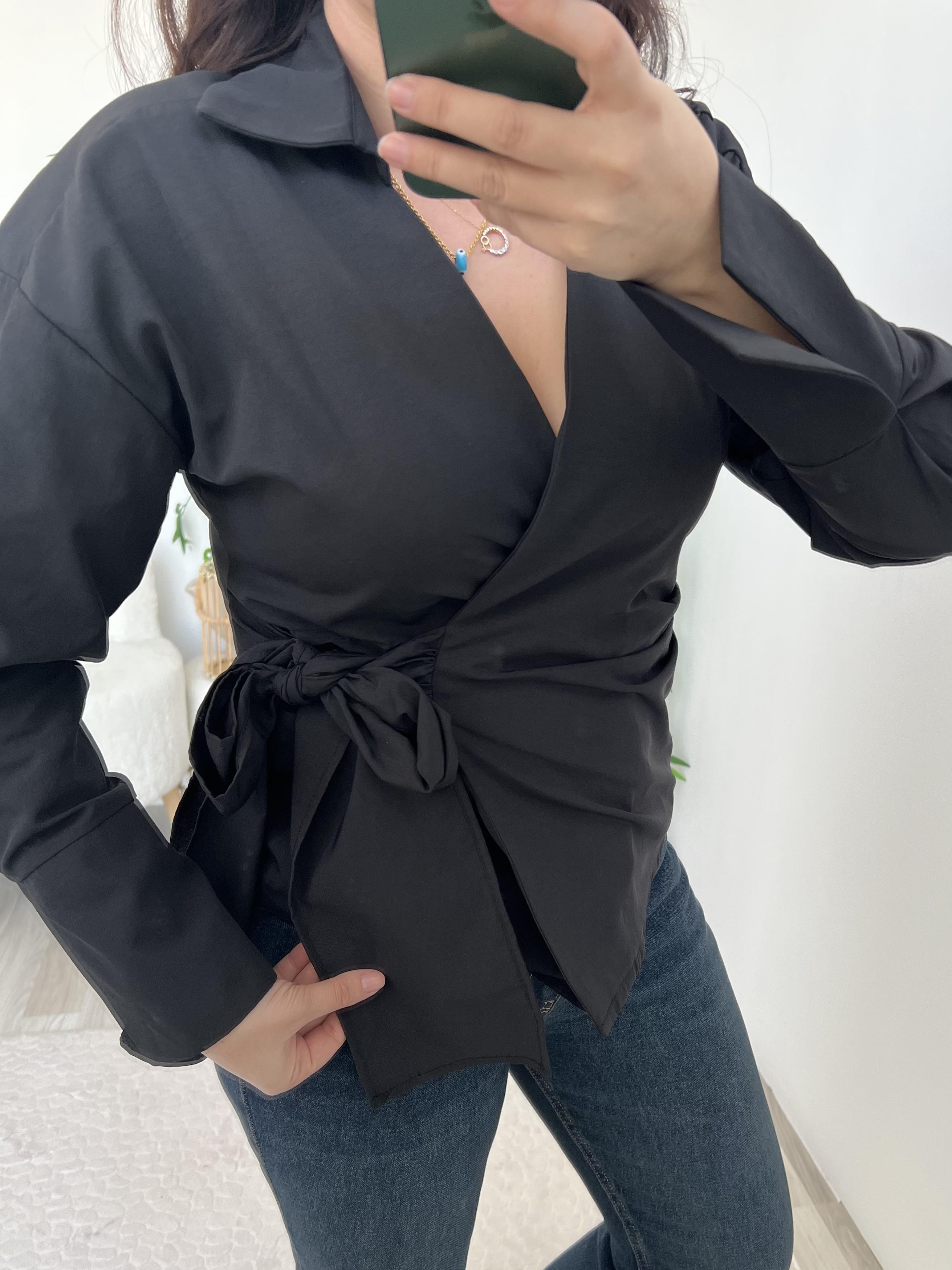 Siyah Bağlamalı Poplin Gömlek