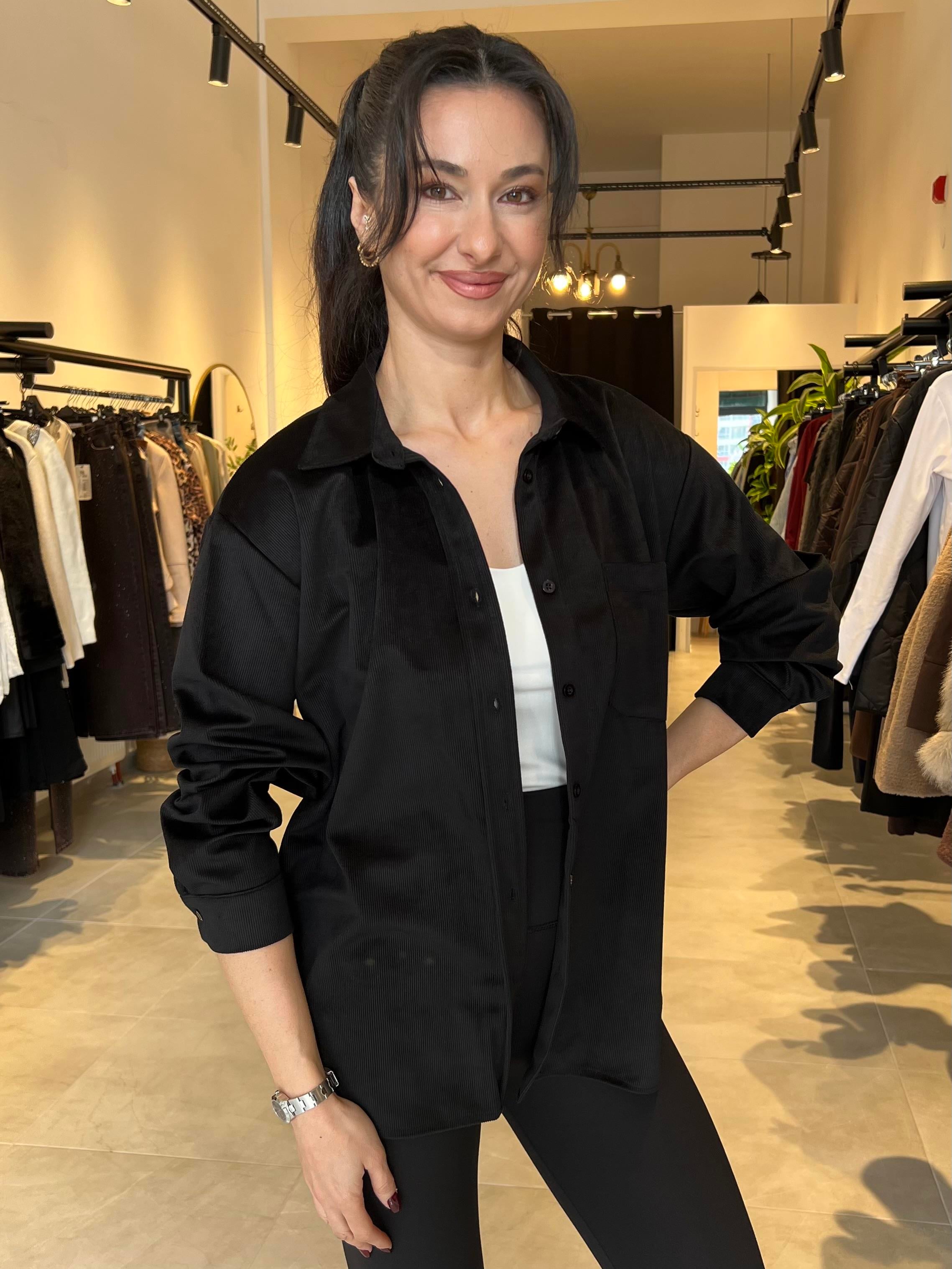 Siyah Kadife Gömlek