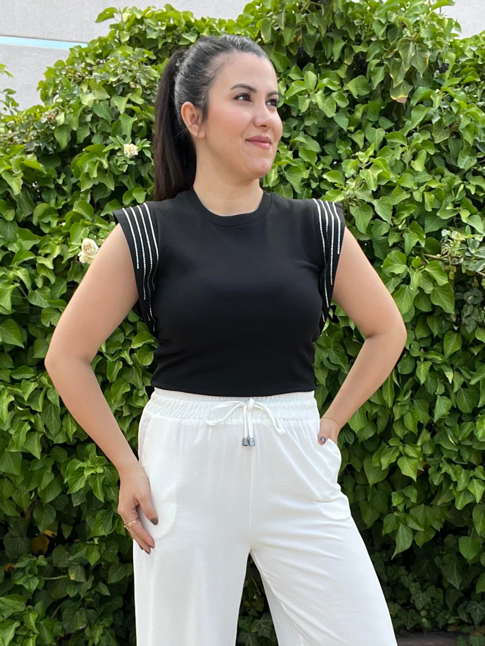 Siyah Taş İşlemeli Bluz