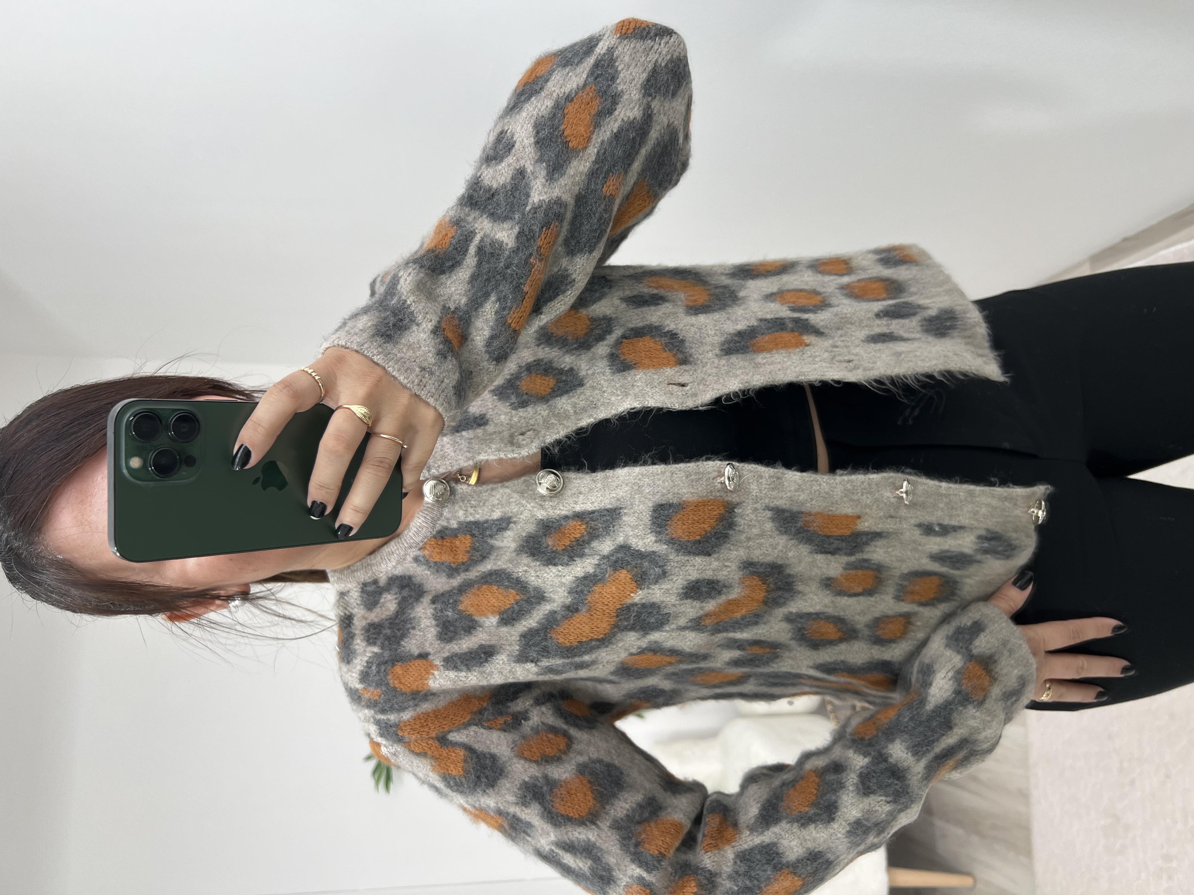 Vizon Dokulu Leopar Hırka