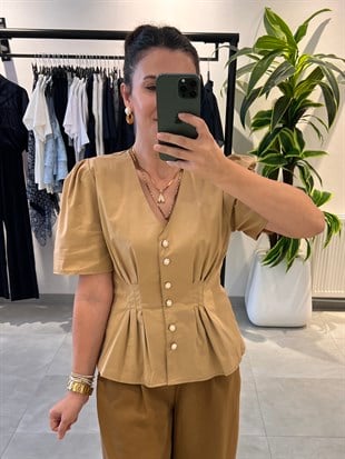 Latte Çiçek Düğme Detaylı Gömlek
