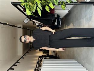 Siyah Kolsuz Sinda Takım