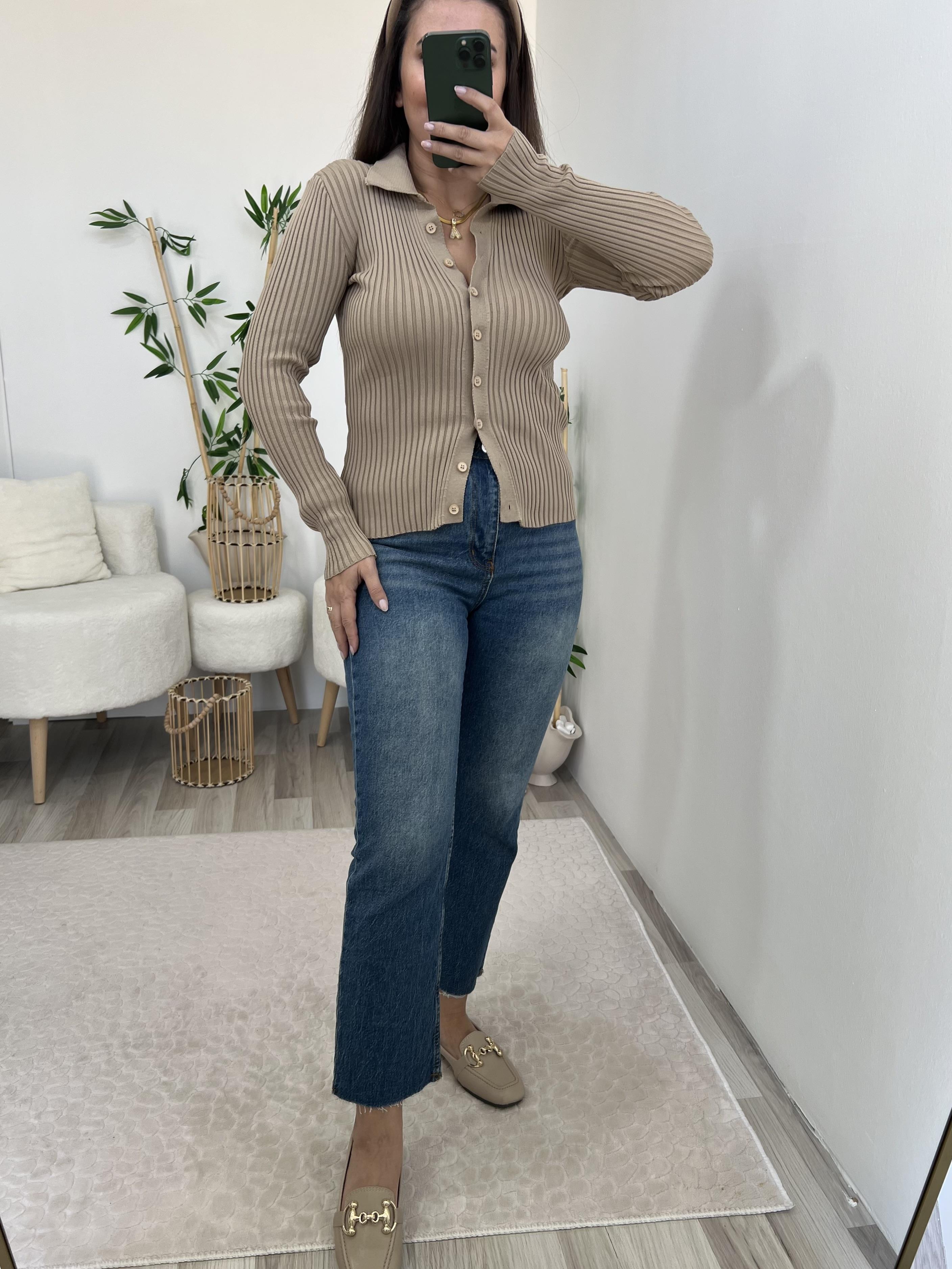 Bej Polo Yaka Hırka