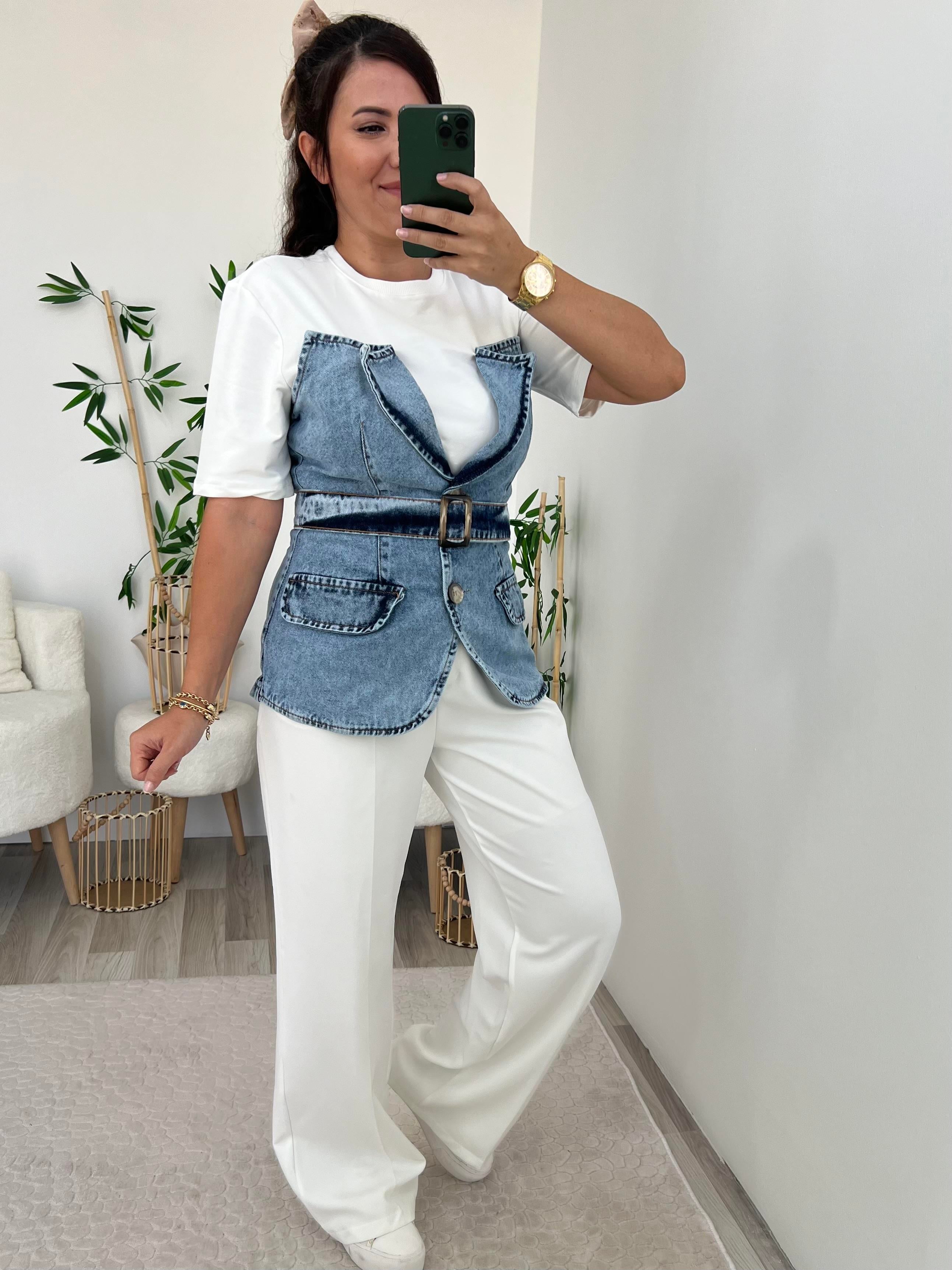 BEYAZ JEAN DETAYLI BLUZ