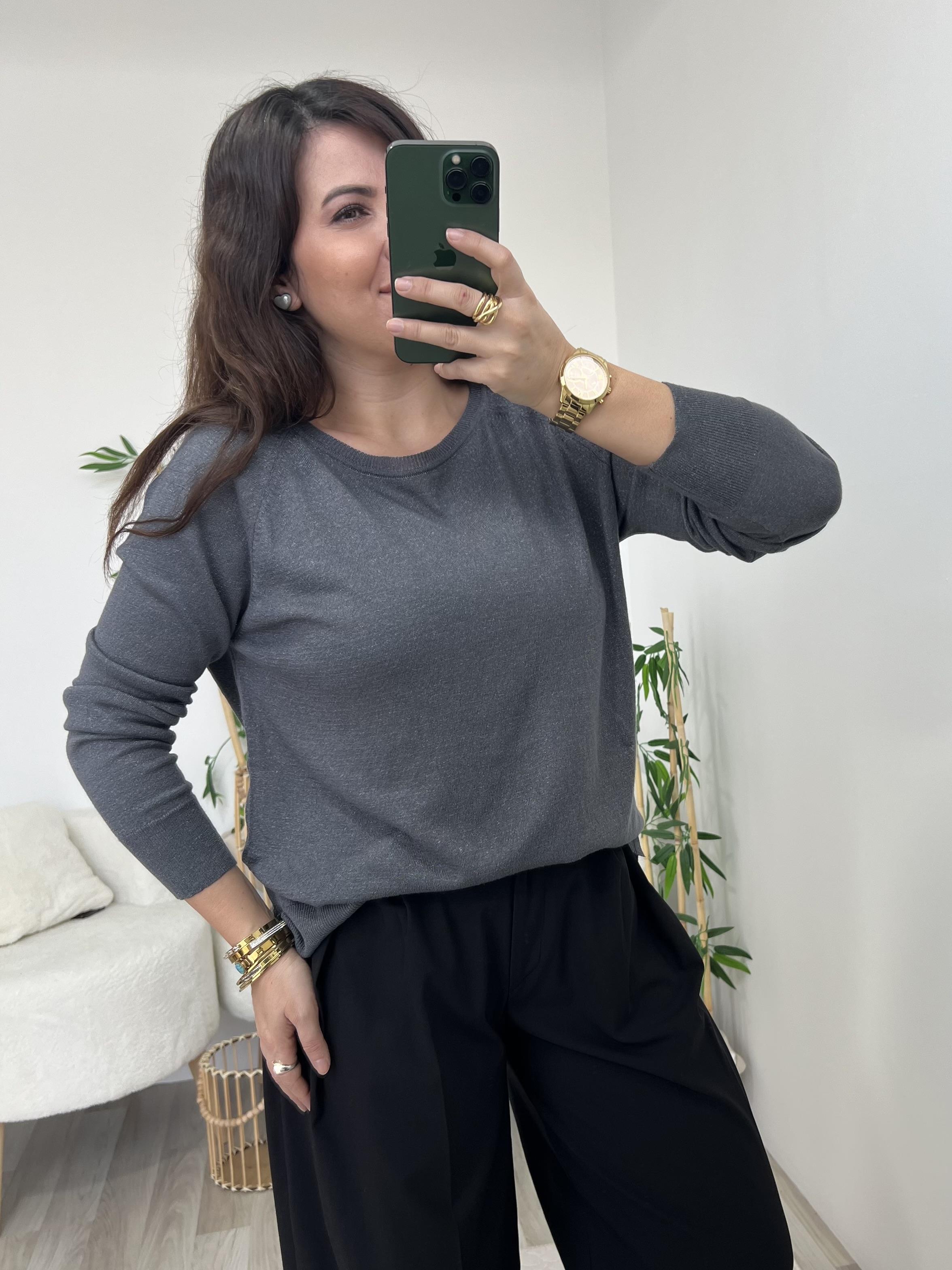 Dilvin Sim Geçişli Gri İnce Triko Bluz