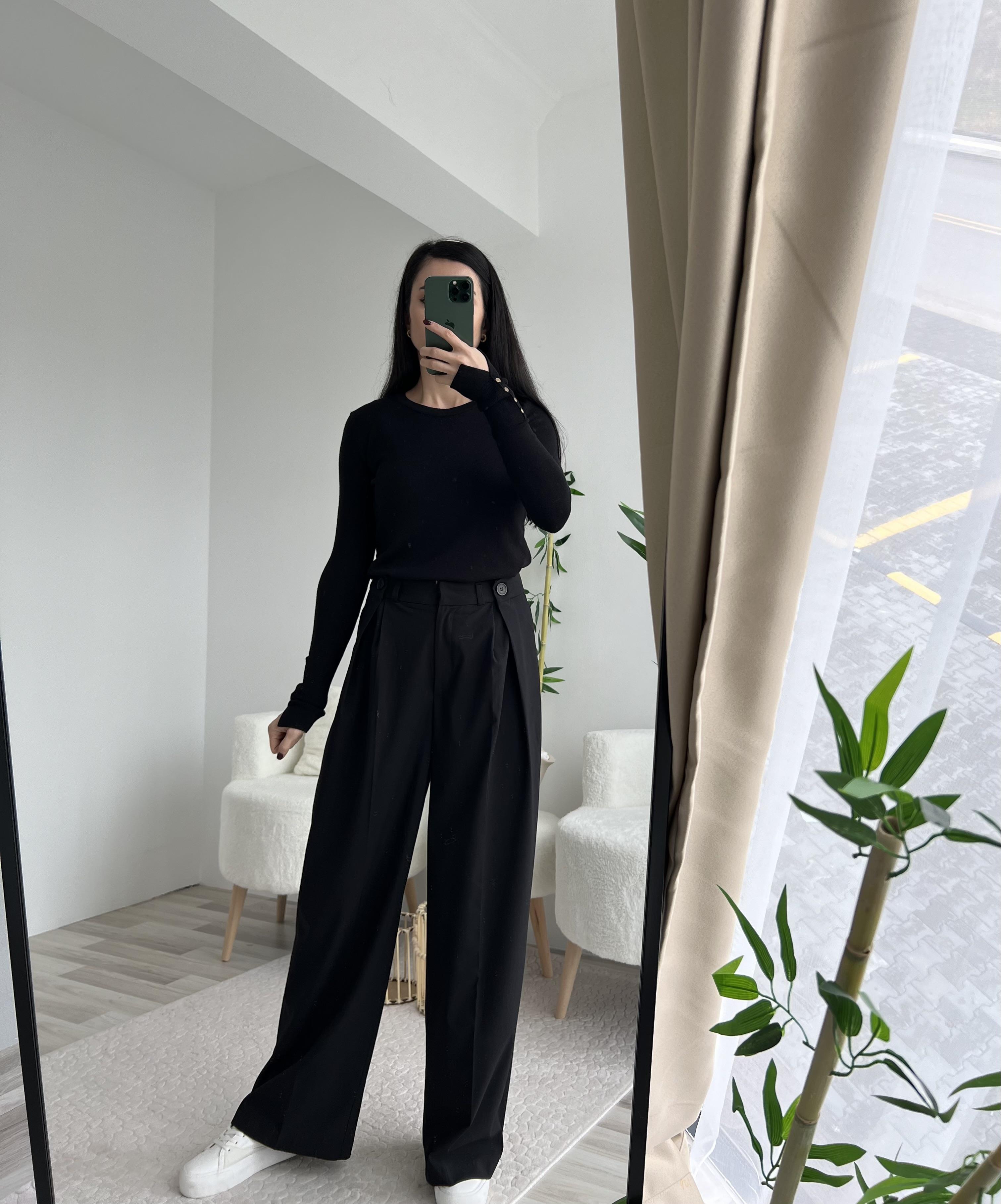 DİLVİN SİYAH BİSİKLET YAKA KOL MANŞET DETAYLI KAZAK