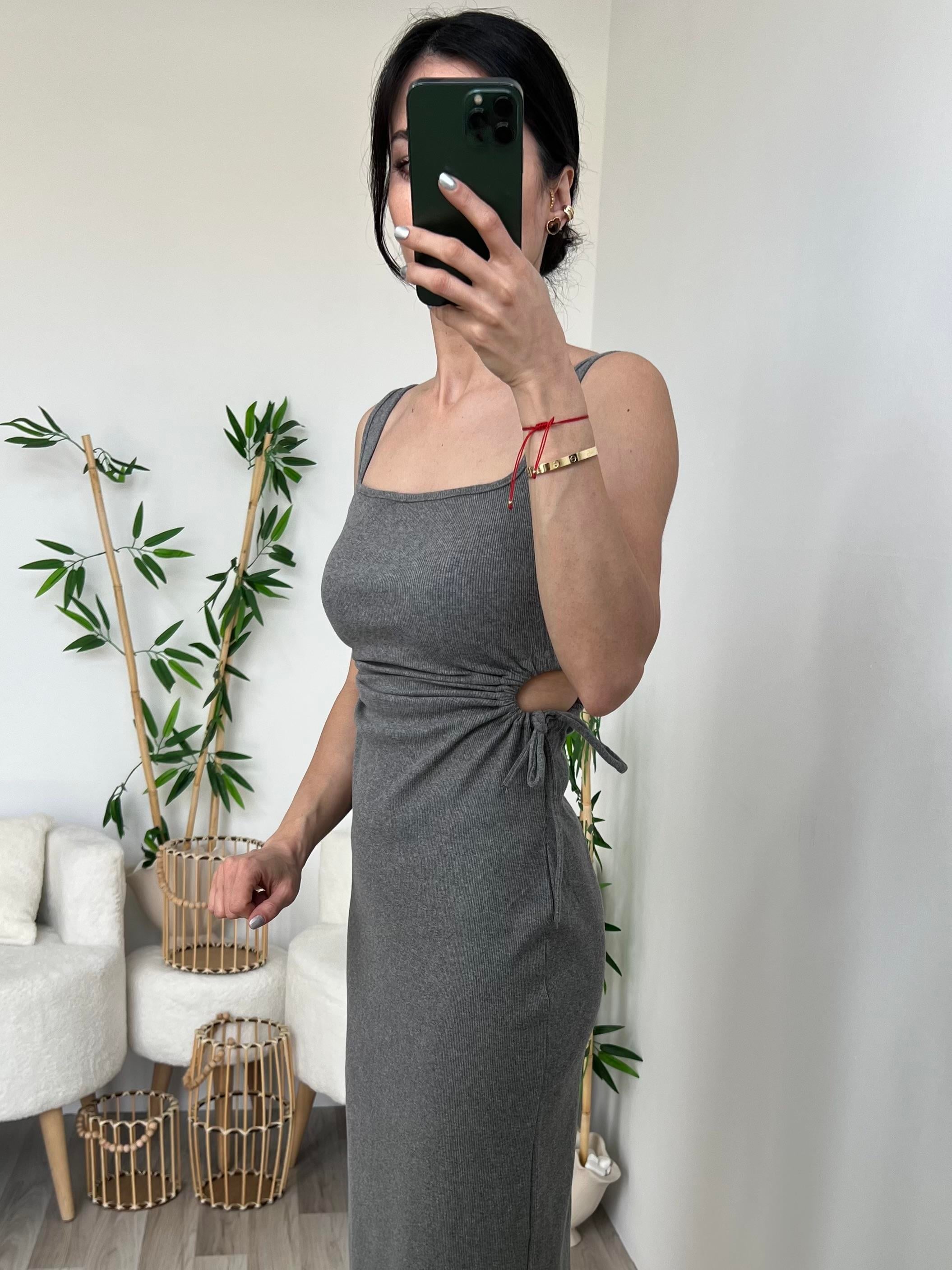 Dilvin Yanları Pencere Detaylı Yırtmaçlı Elbise