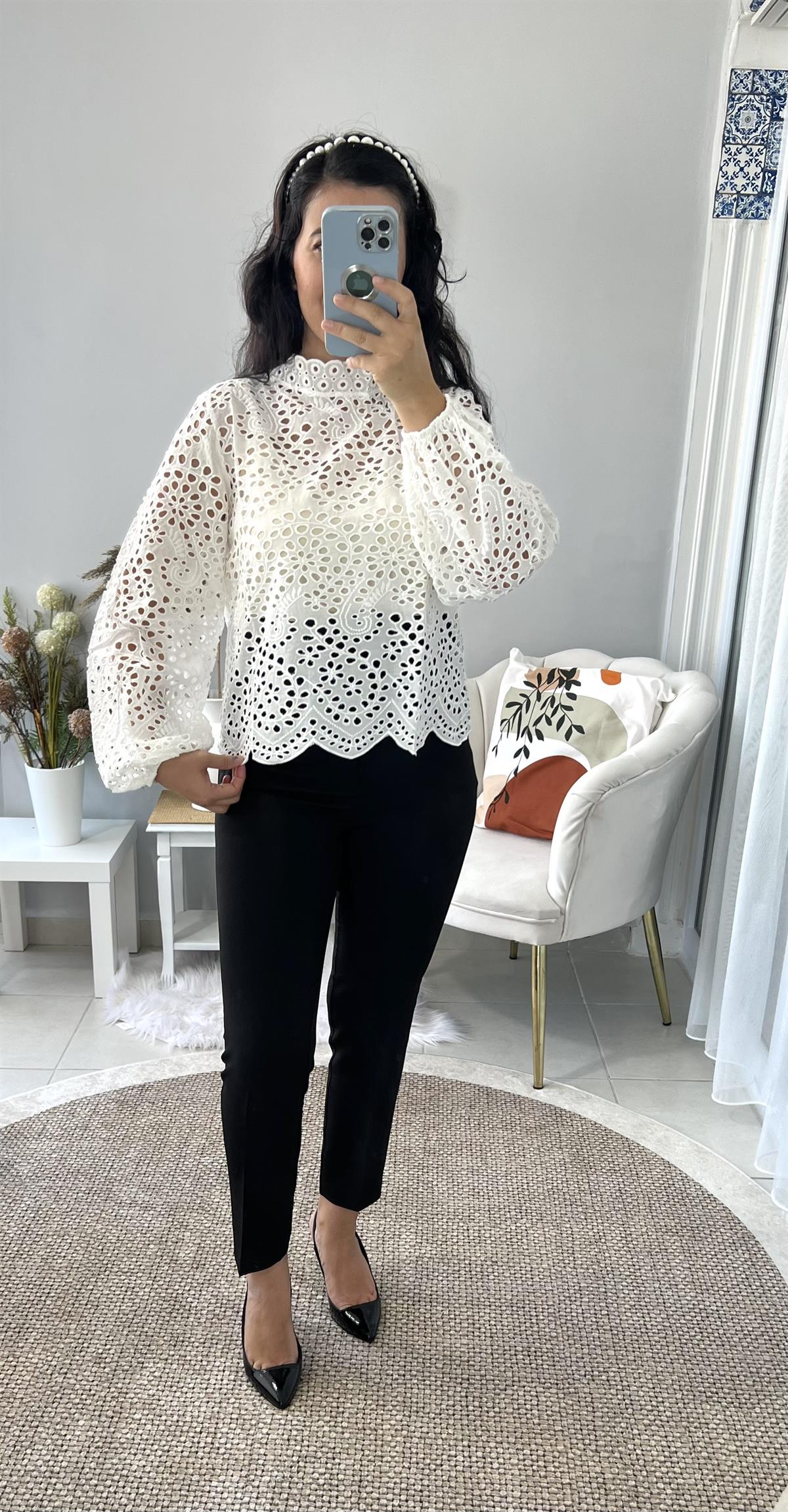 Ekru Fisto Balon Kol Bluz