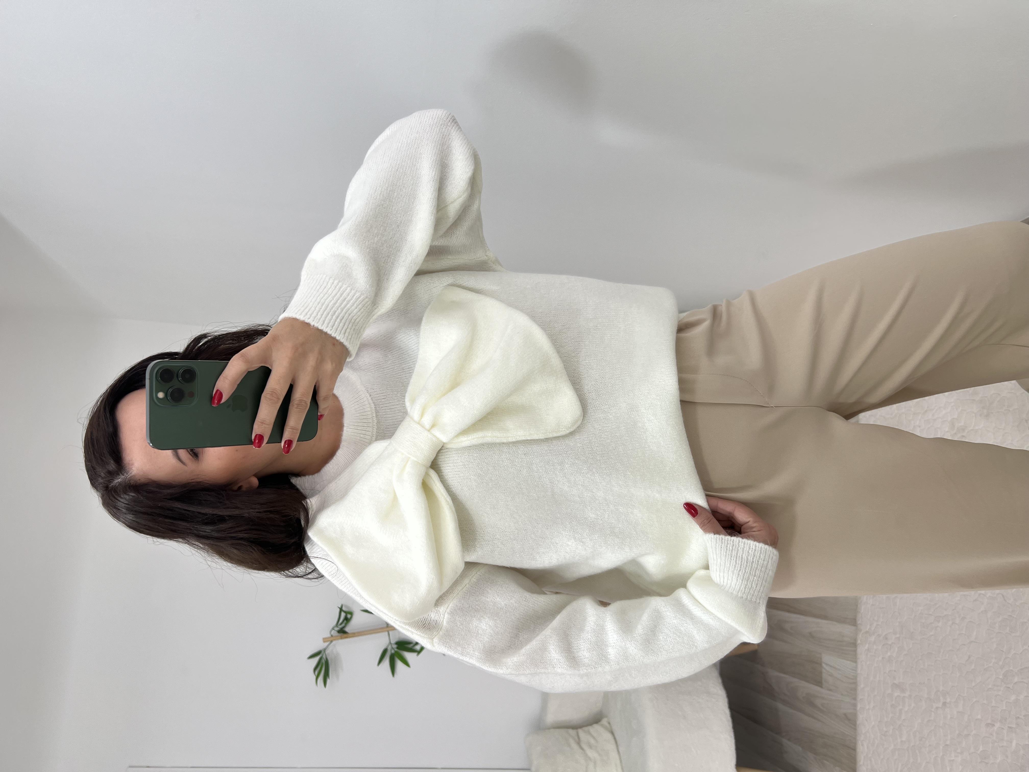 Ekru Kurdele Detaylı Kazak