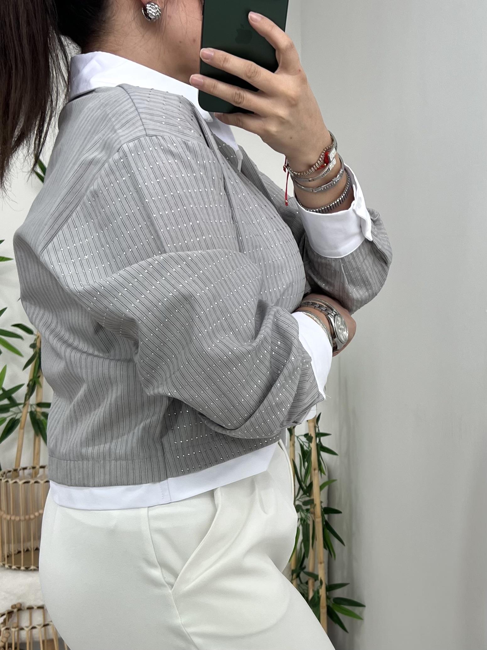 Gri Taş İşlemeli Gömlek