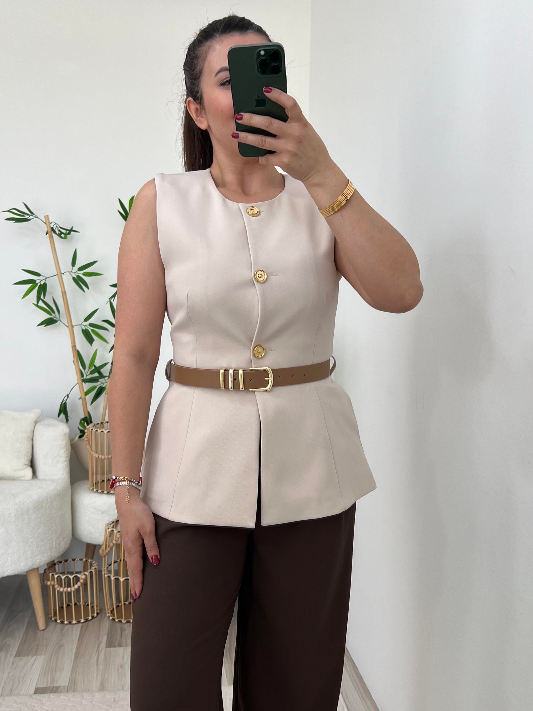 Krem Kemer Detaylı Lüx Yelek