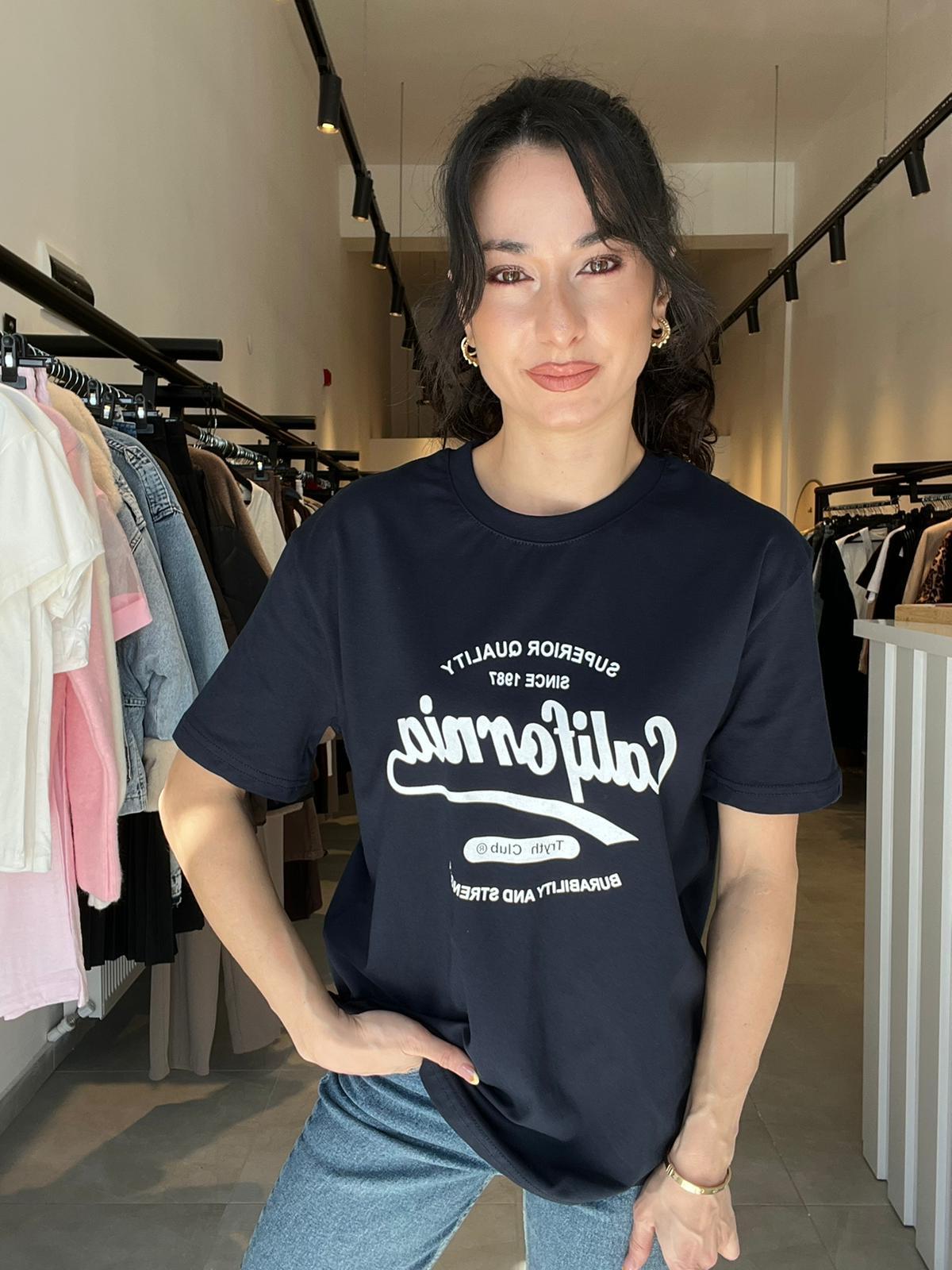 Lacivert California  Tişört