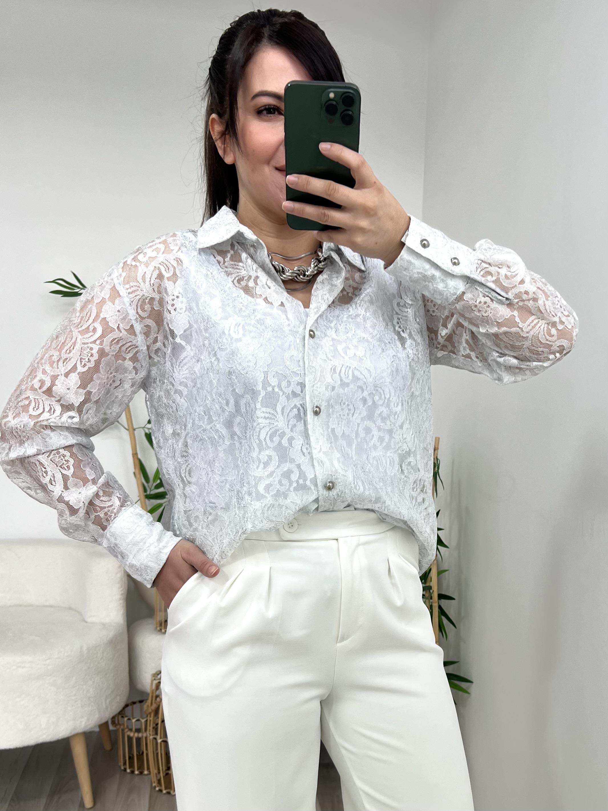 Parlak Gümüş Geçilşli Dantel Detaylı Tasarım Gömlek