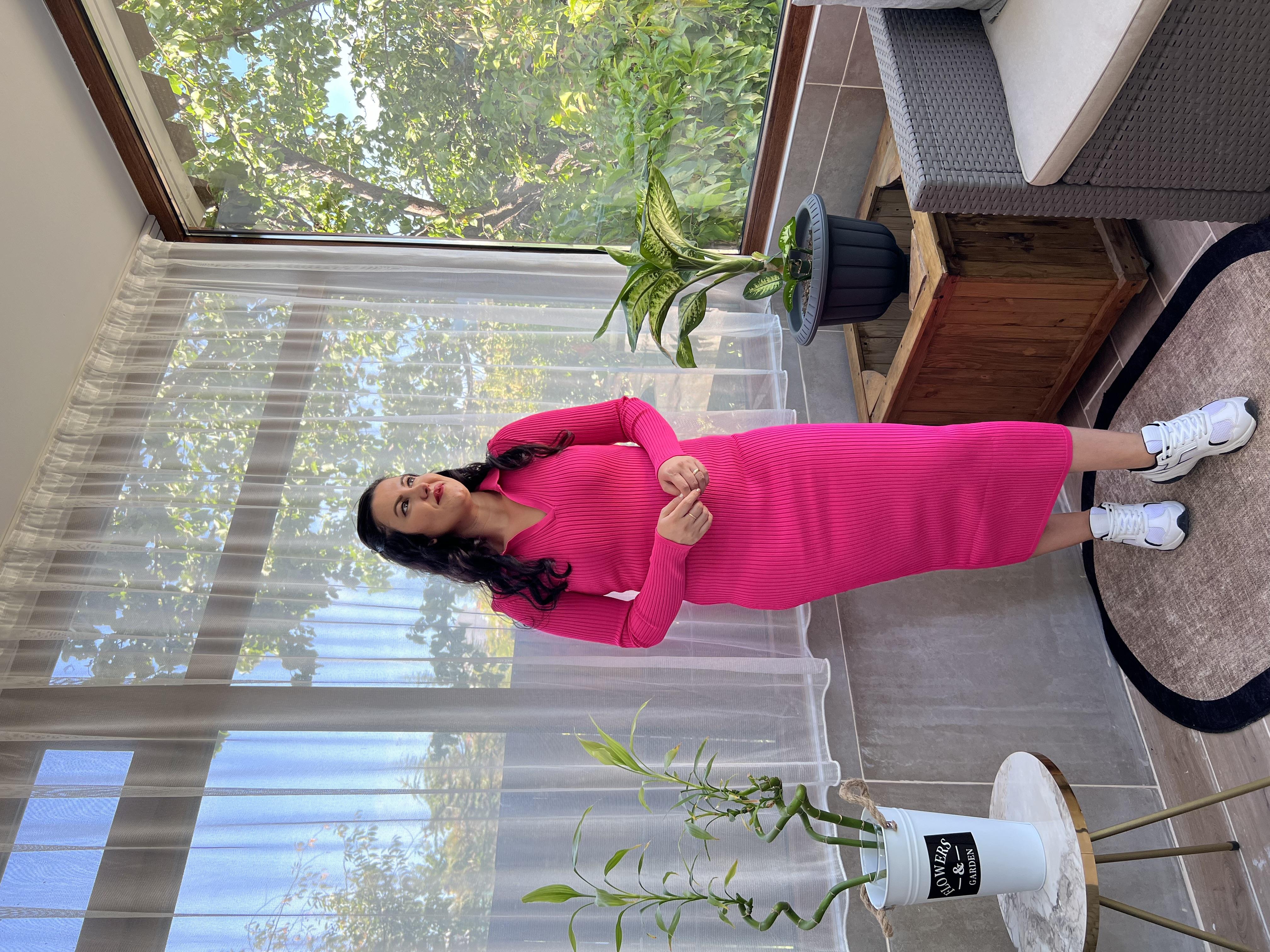 Pembe Triko Midi Elbise 