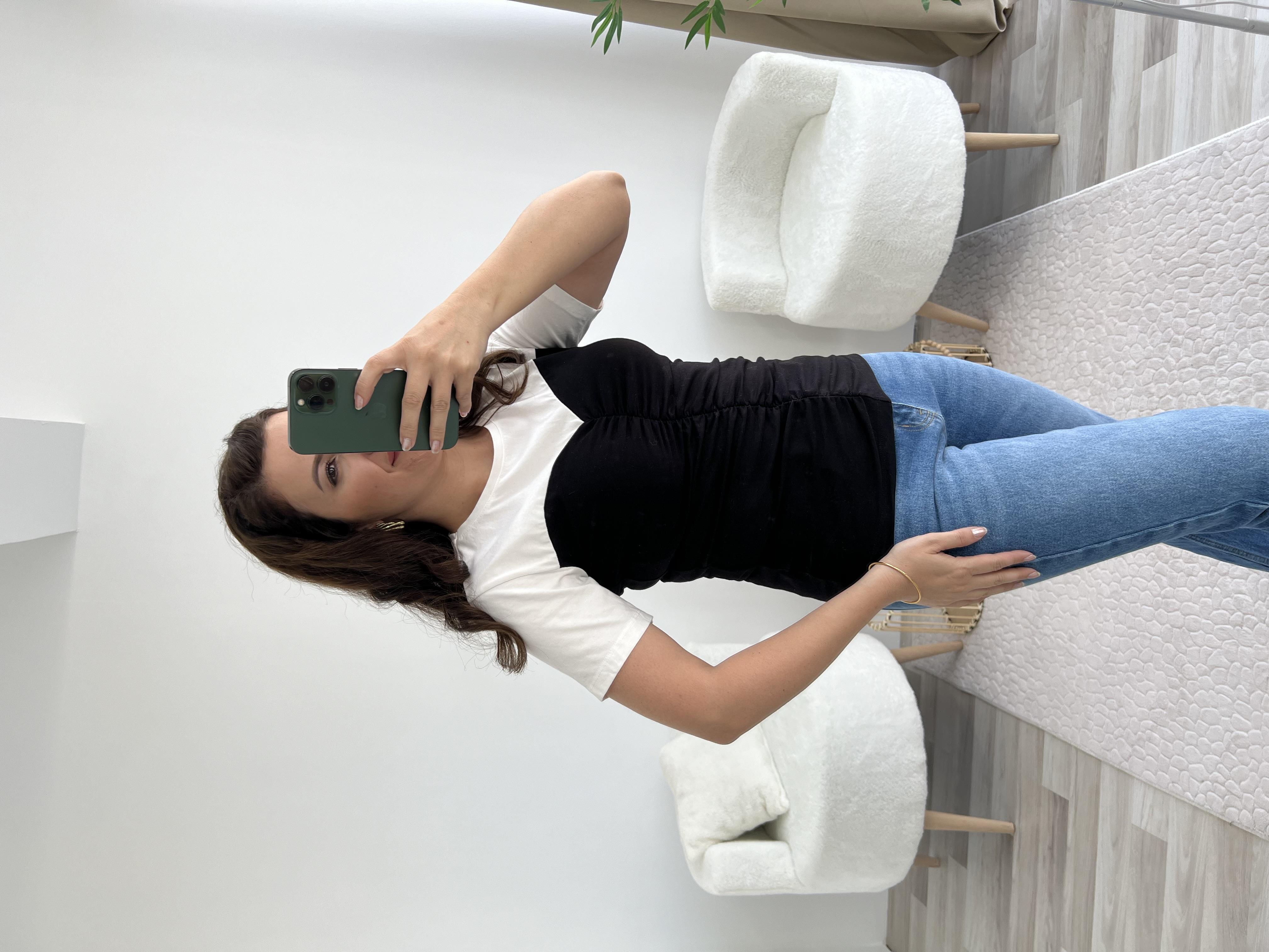 SİYAH BEYAZ GEÇİŞLİ BLUZ