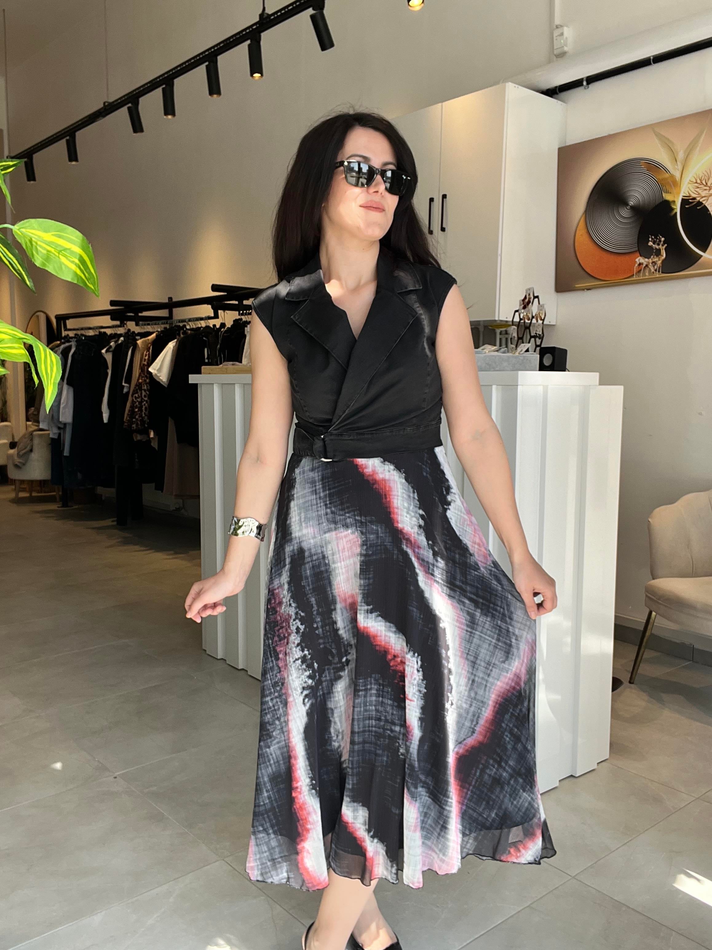 Siyah Eteği Şifon Kemer Detaylı Denim Elbise 