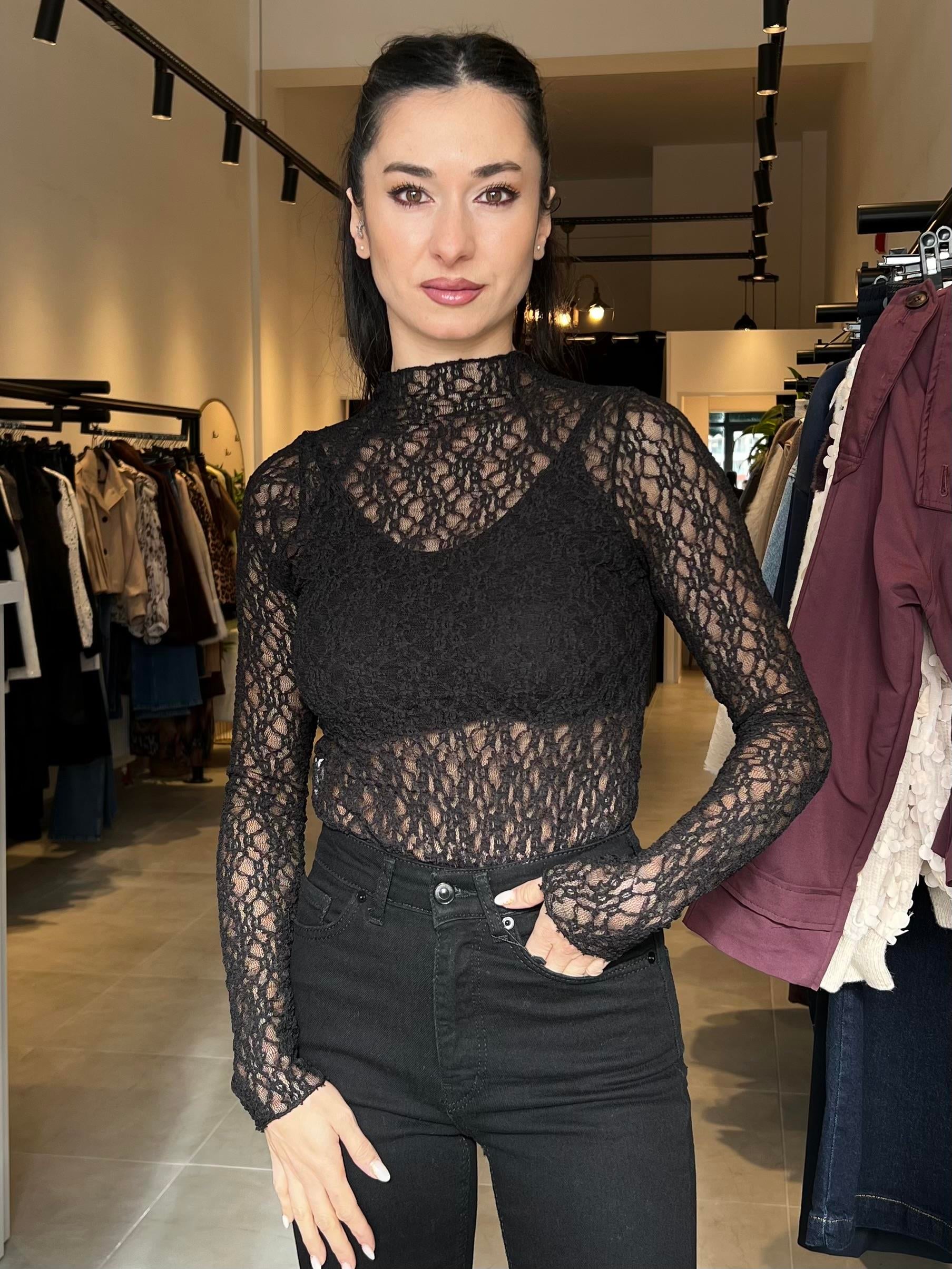 Siyah Transparan Bluz