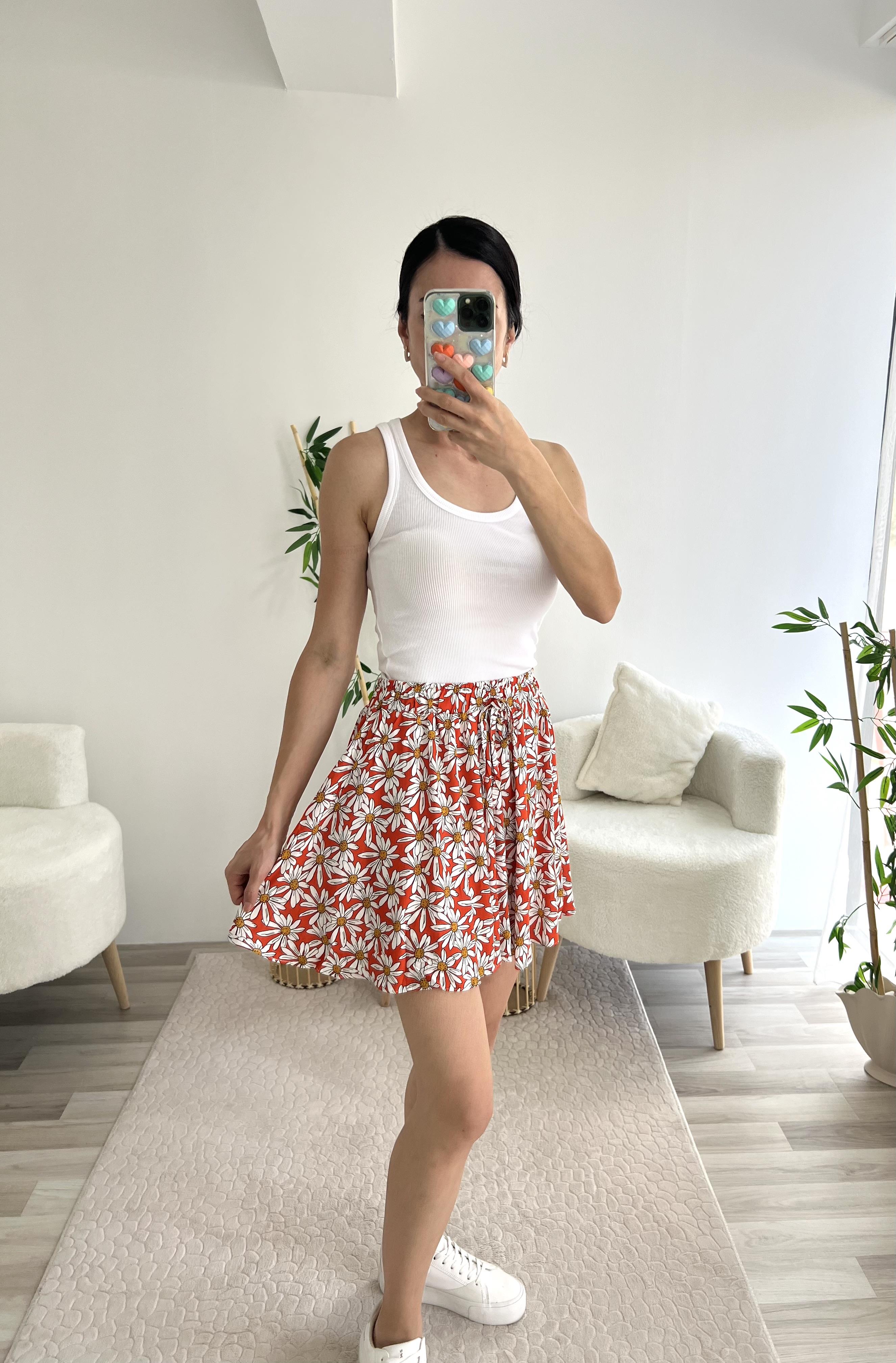 Turuncu Çiçek Desenli Şort Astarlı Etek 