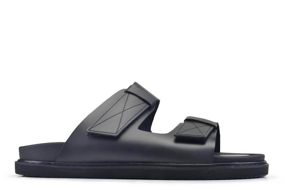 Siyah Cırtlı Terlik