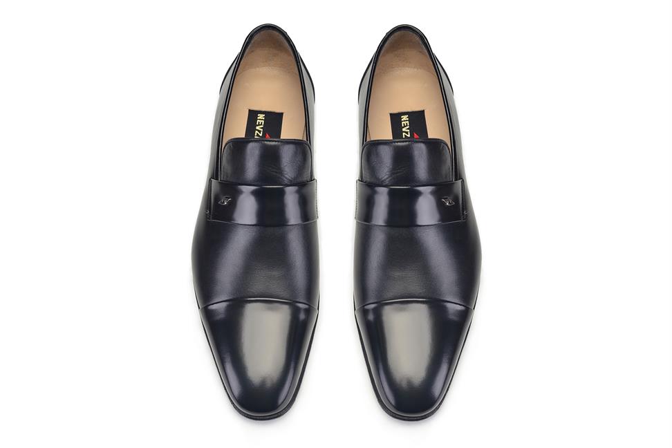 Siyah Klasik Bağcıksız Erkek Kösele Ayakkabı