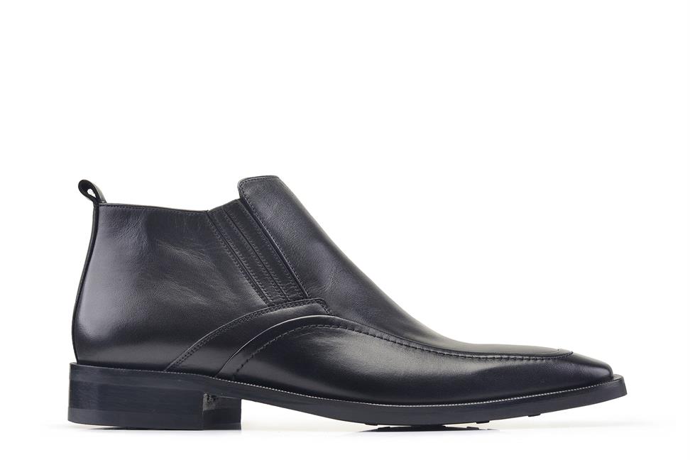 Siyah Bağcıksız Erkek Bot