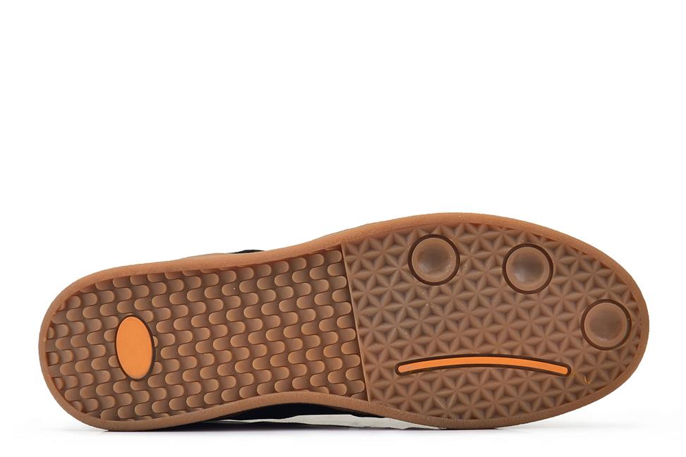 Siyah Bağcıklı Sneaker