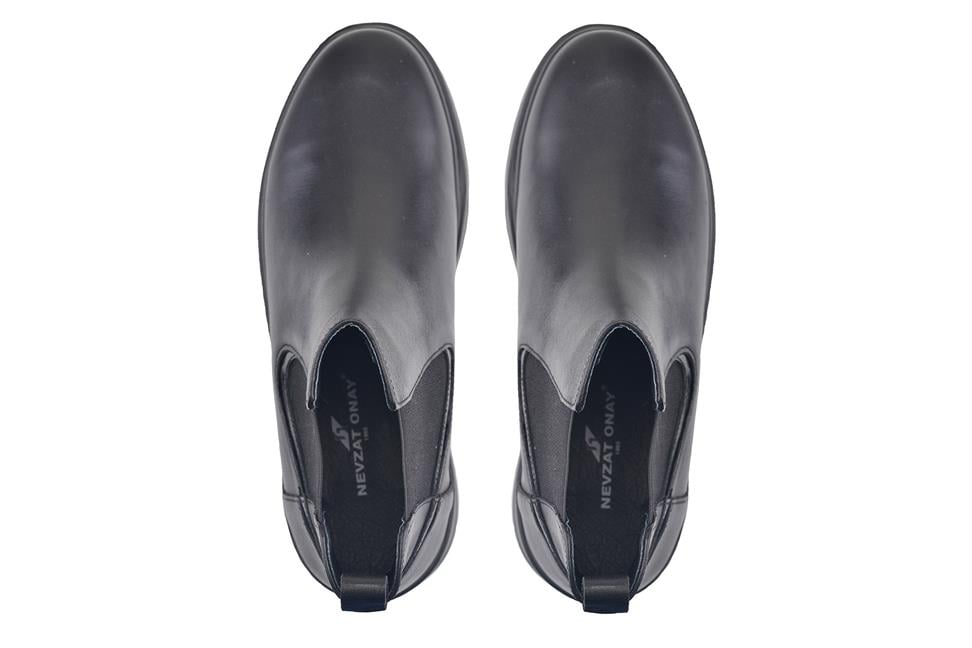 Siyah Bağcıksız Bot