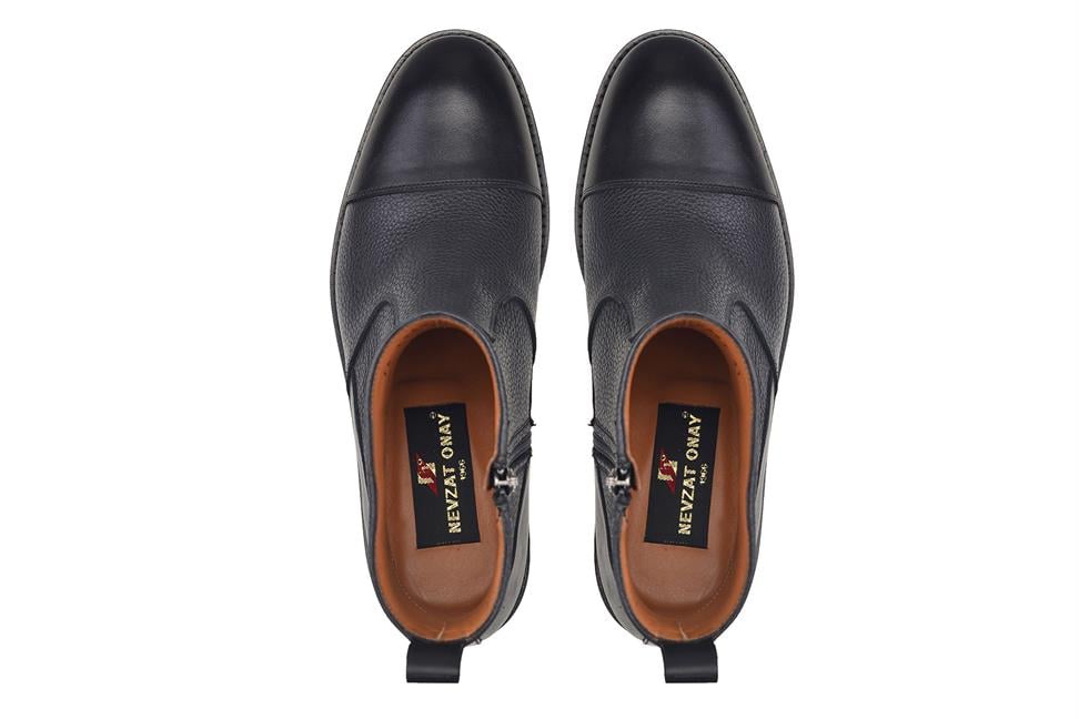 Siyah Bağcıksız Bot