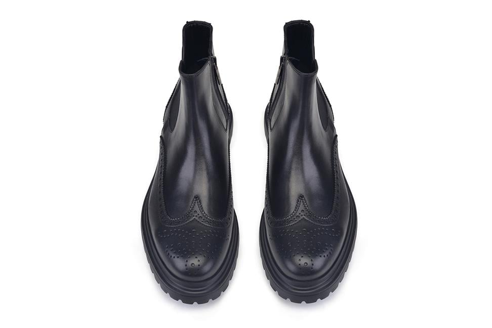 Siyah Fermuarlı Bot