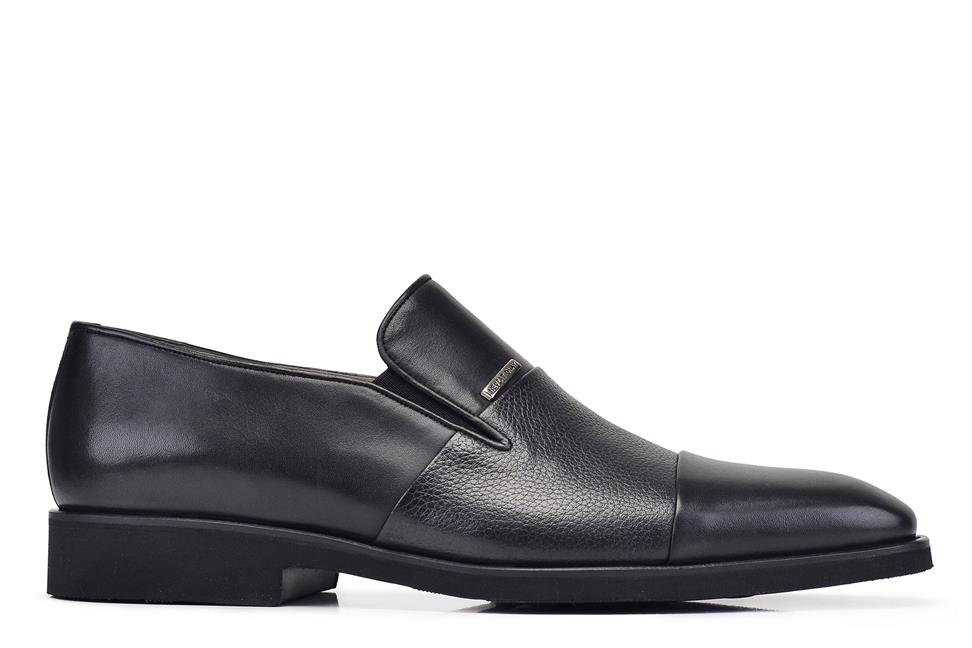 Siyah Bağcıksız Günlük Erkek Ayakkabı