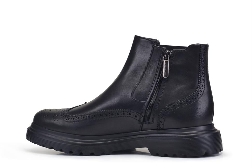 Siyah Fermuarlı Bot