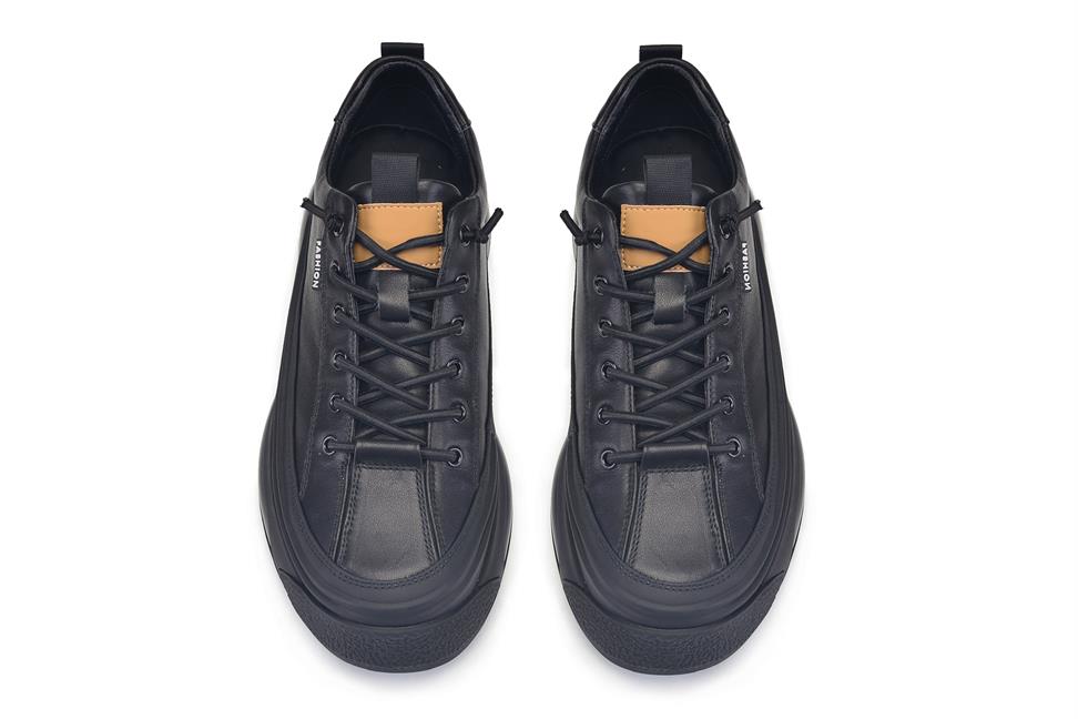 Siyah Bağcıklı Spor Ayakkabı