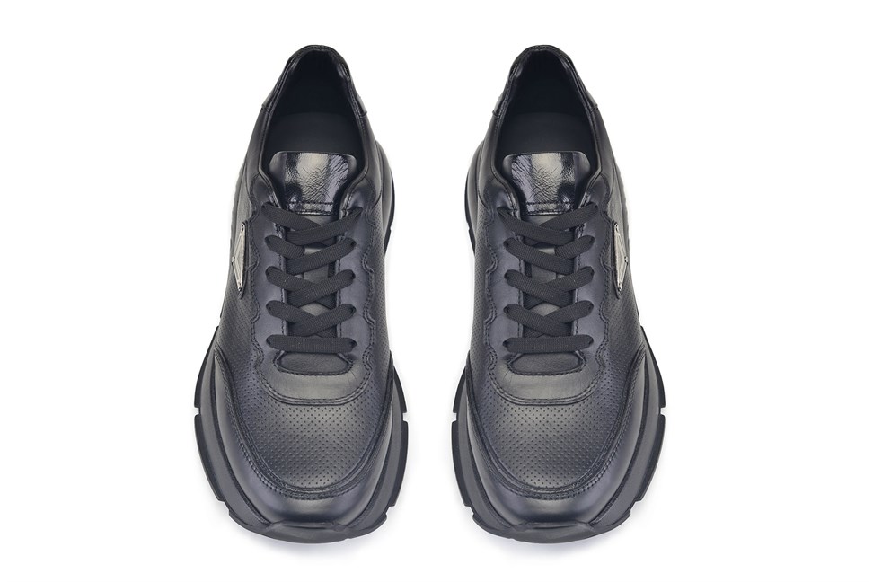 Siyah Bağcıklı Spor Ayakkabı