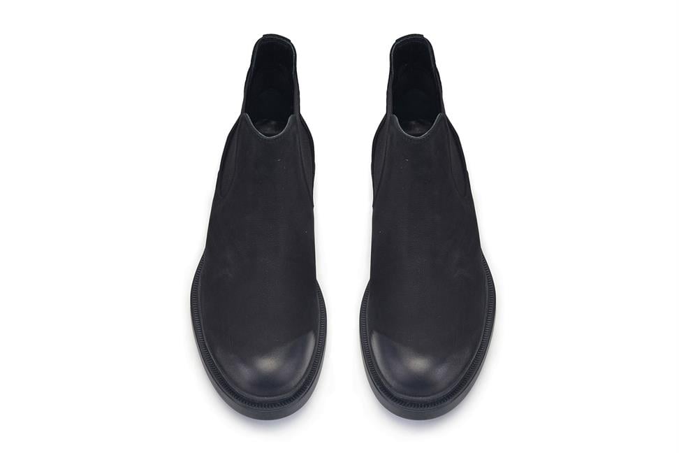Siyah Nubuk Chelsea Bot