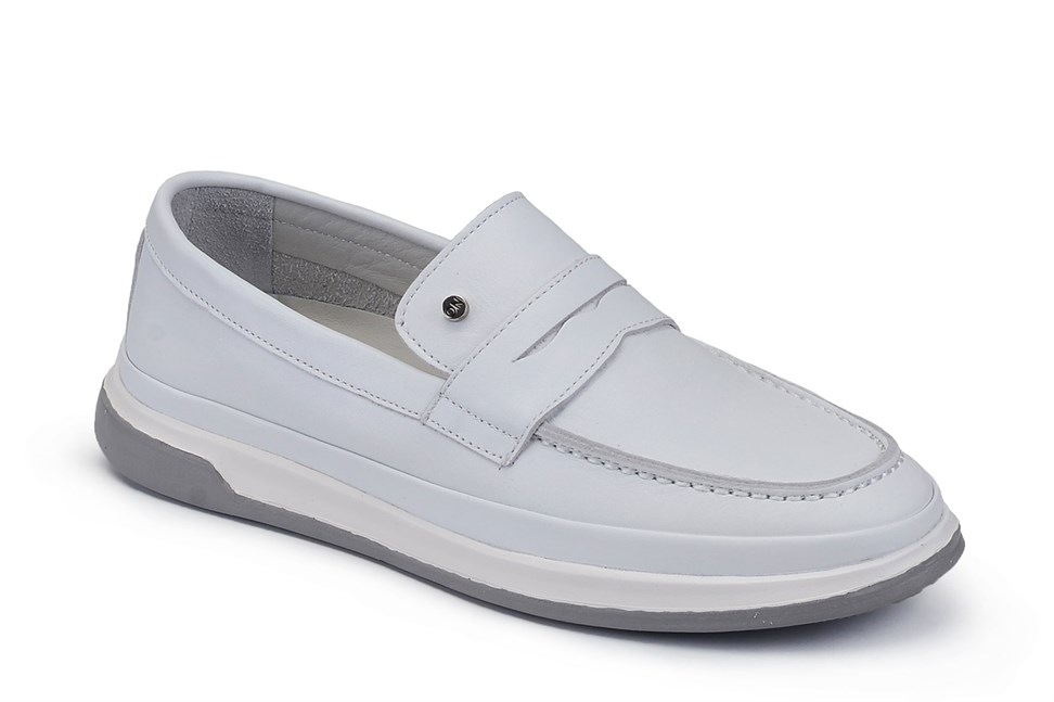 Beyaz Slip On Yazlık Ayakkabı