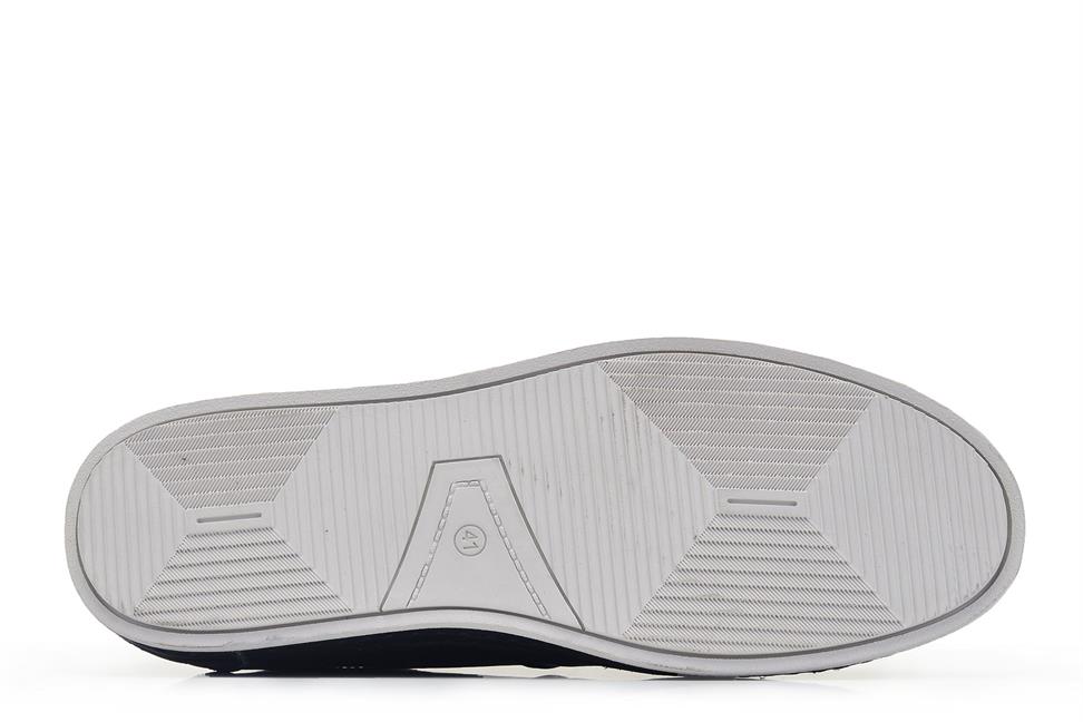 Siyah Bağcıklı Sneaker