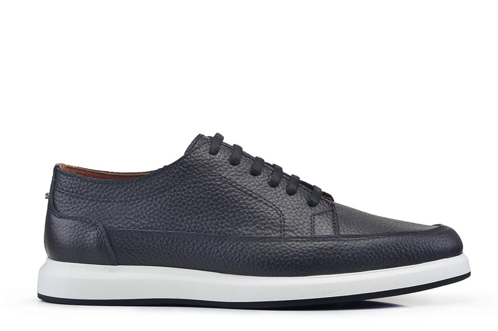 Siyah Bağcıklı Casual Sneaker