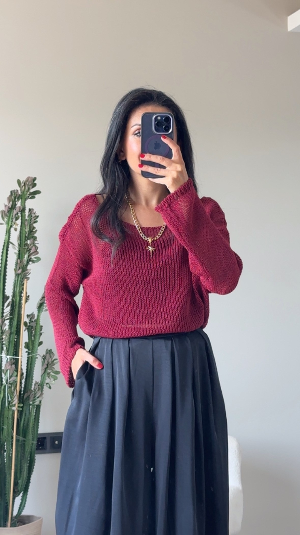 Bordo Kayık Yaka Ajurlu Triko Bluz