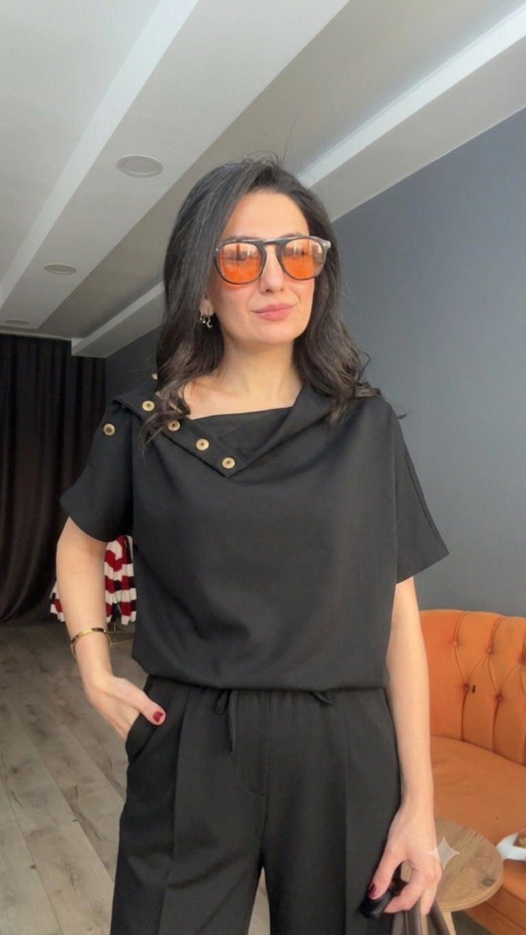 Siyah Omuz Düğmeli Modal Takım