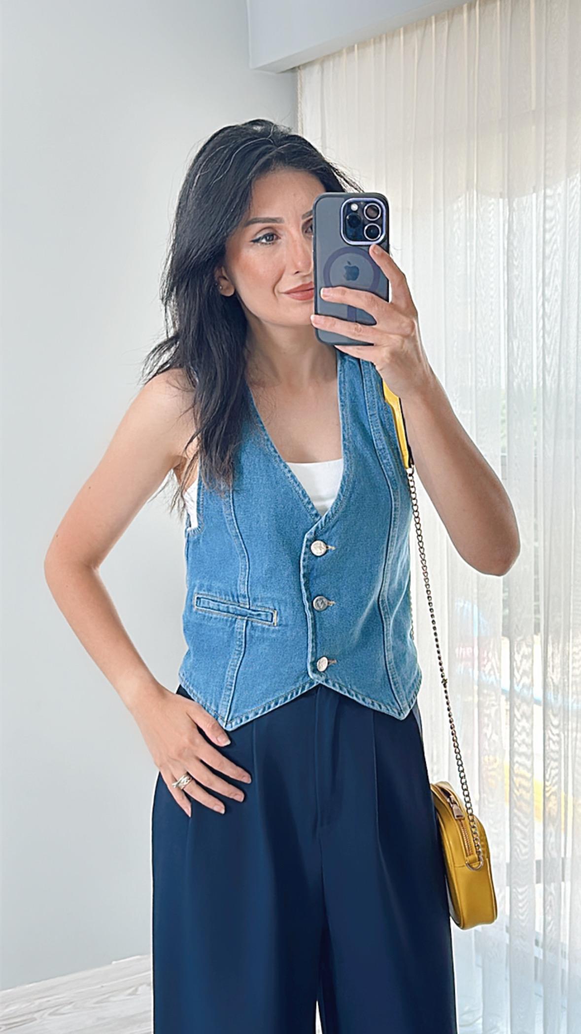 Mavi Cep Detaylı Denim Yelek