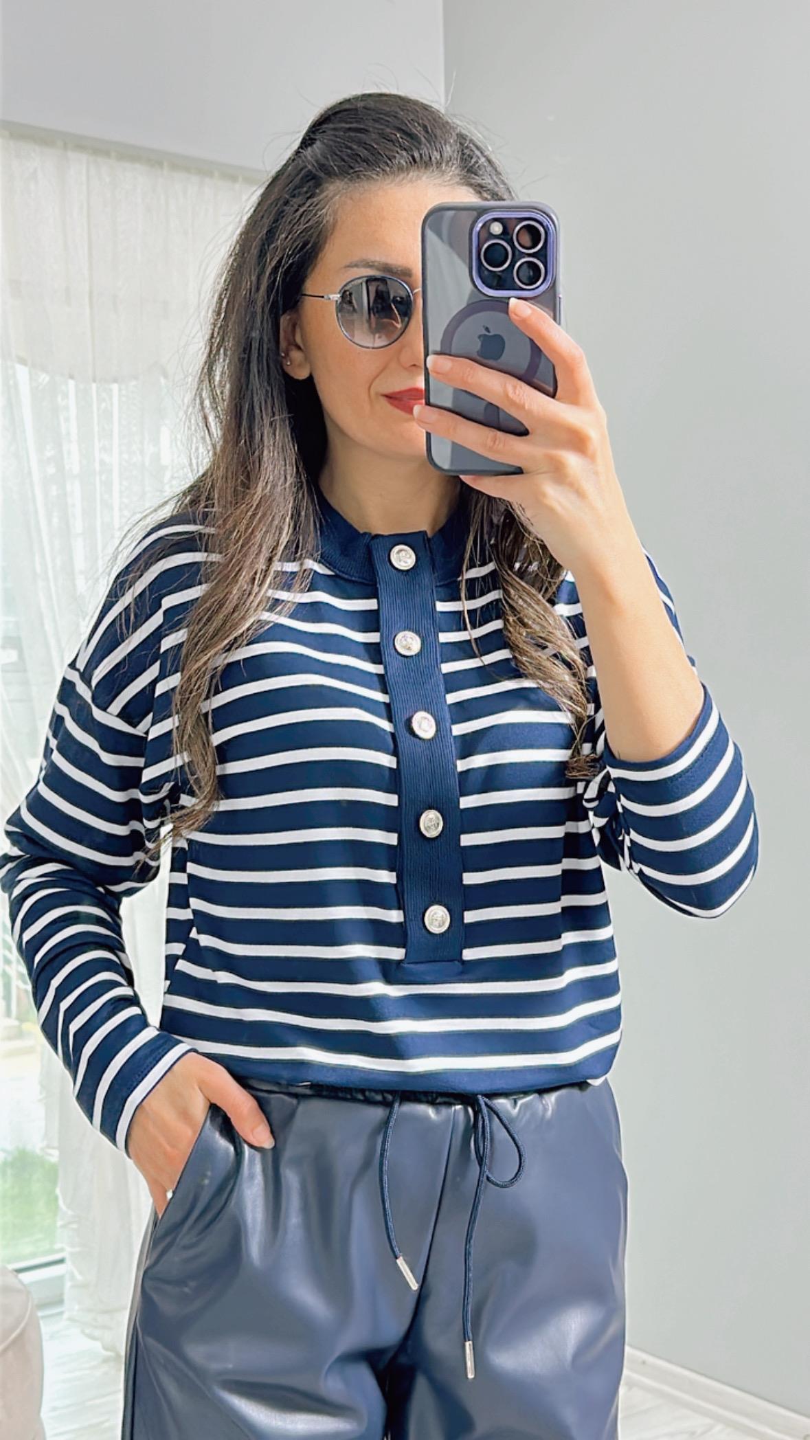 Lacivert Çizgili Önü Düğmeli Sweatshirt